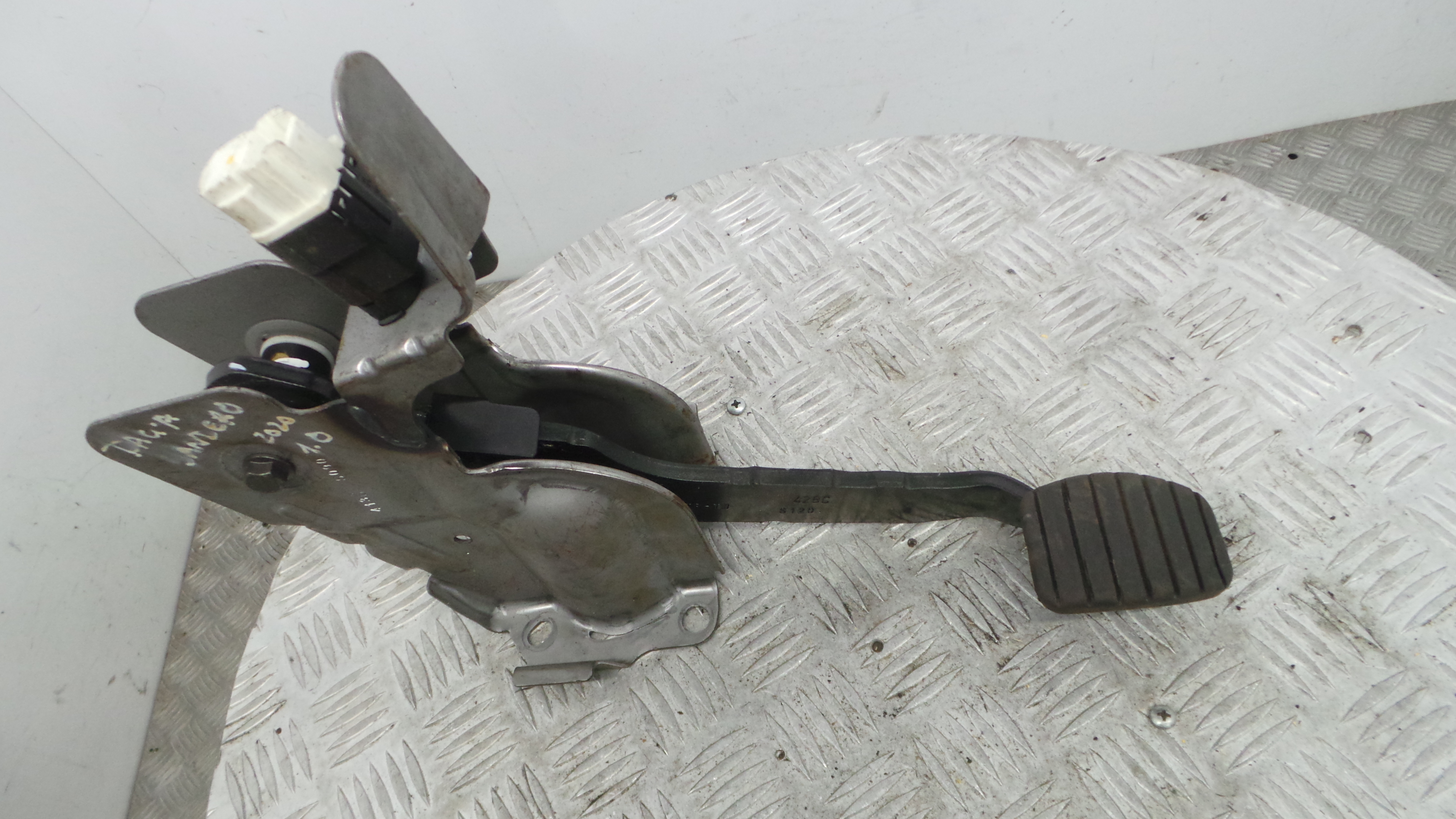 Pedal do Travão 180205353R - DACIA SANDERO II-38349667