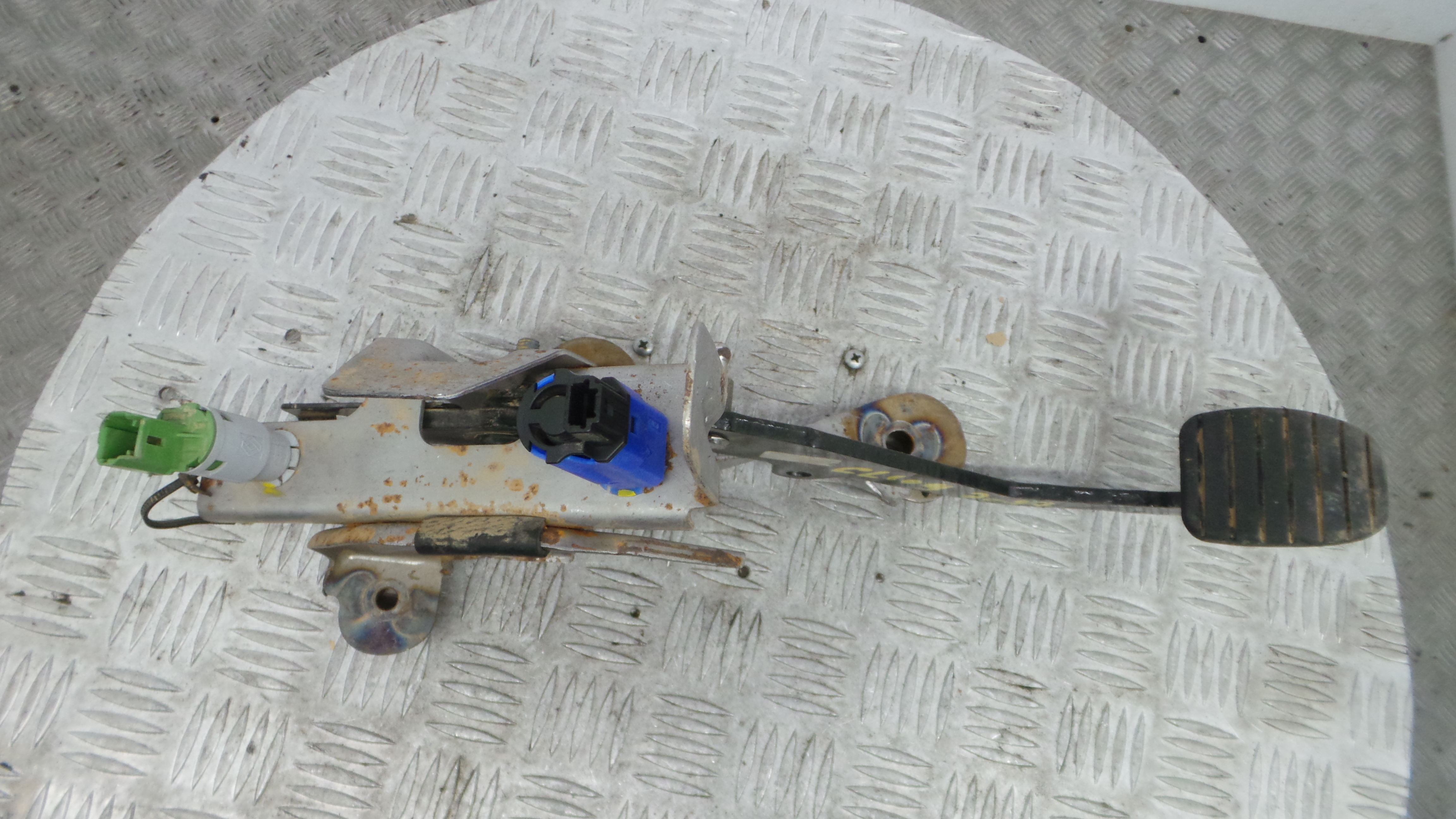 Pedal de Embraiagem - RENAULT CLIO IV (BH_)-38349814 Pedal de Embraiagem - RENAULT CLIO IV (BH_)-38349814
