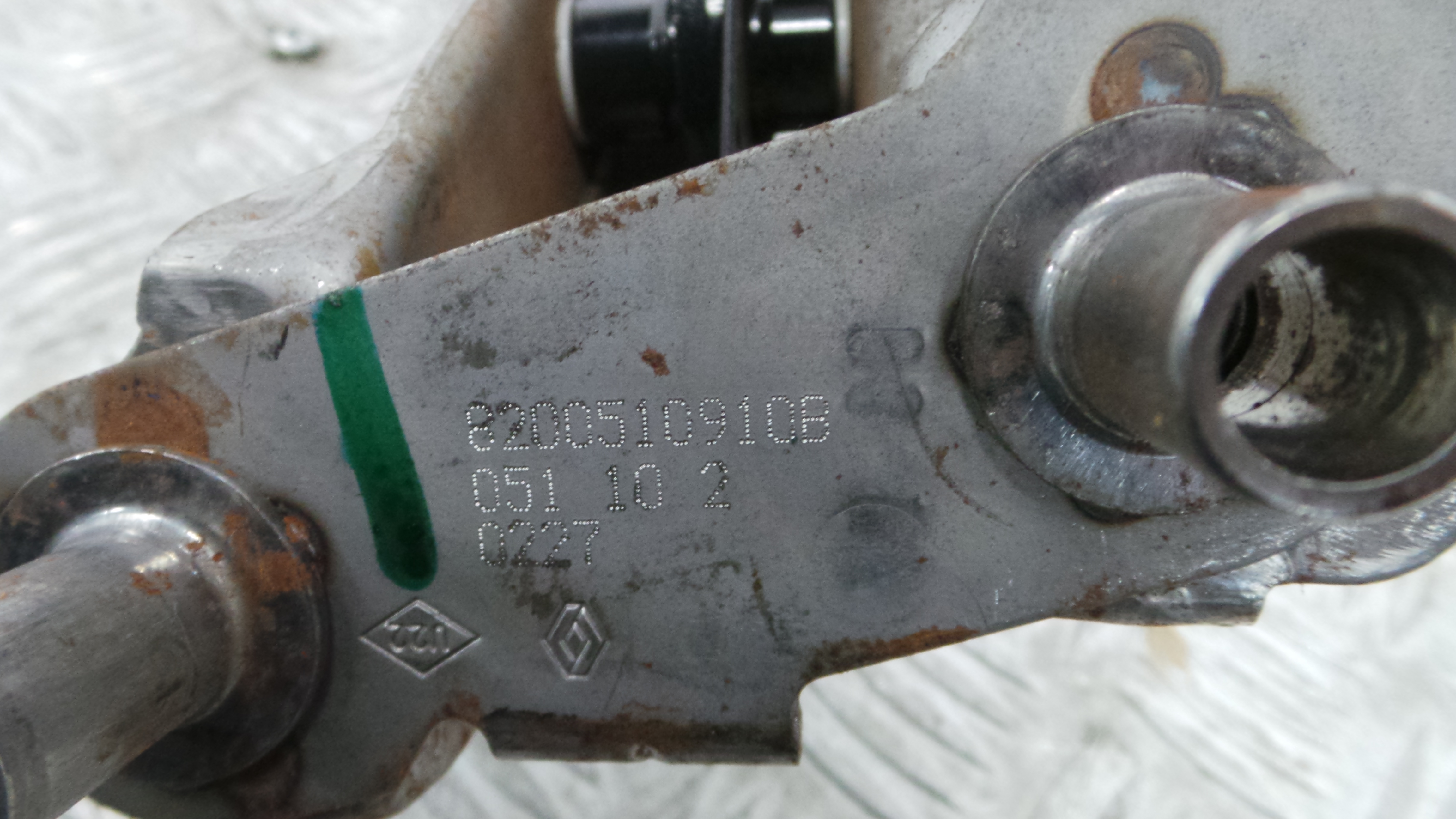 Pedal de Embraiagem 8200510910B - RENAULT CLIO III (BR0/1, CR0/1)-38349836