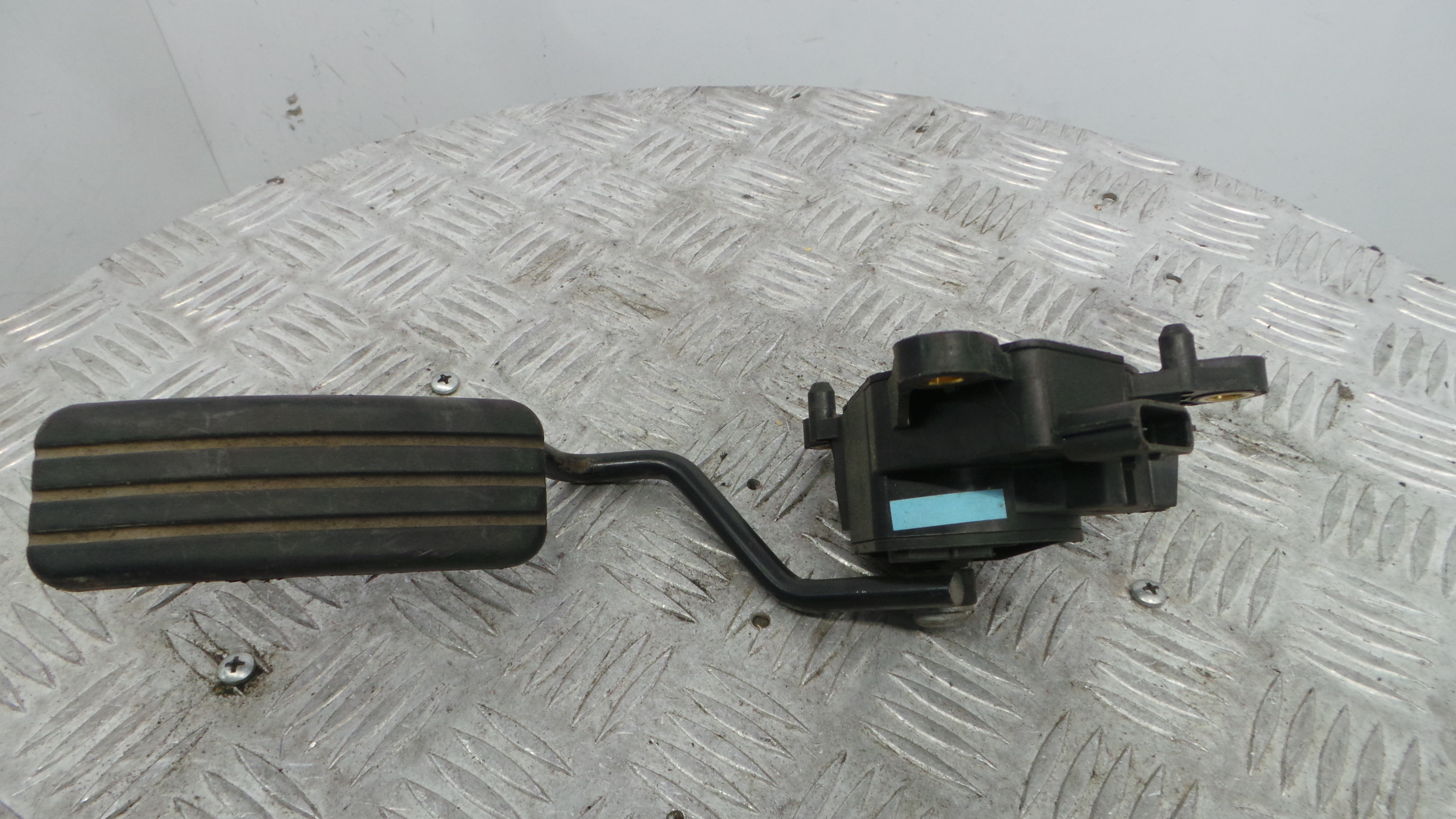 Pedal do Acelerador 8200297342B - RENAULT CLIO III (BR0/1, CR0/1)-38349995