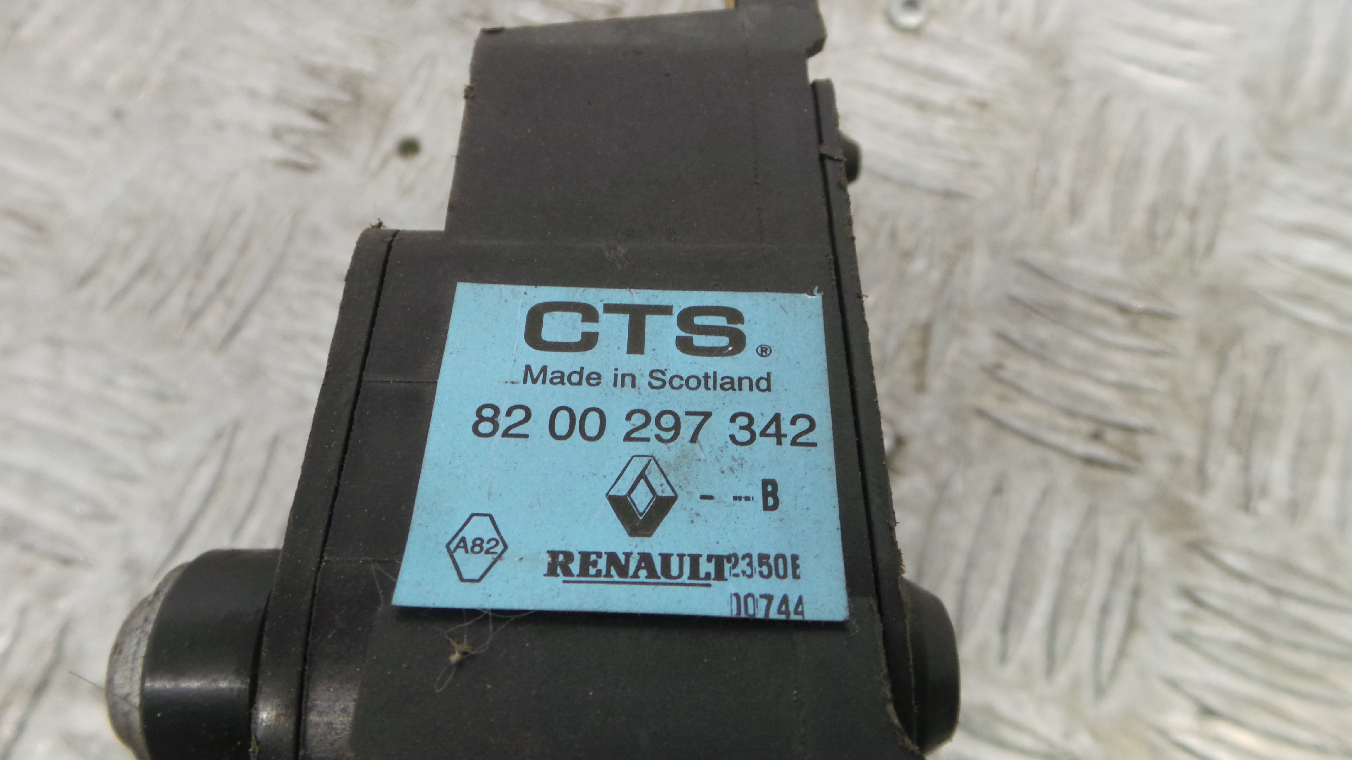 Pedal do Acelerador 8200297342B - RENAULT CLIO III (BR0/1, CR0/1)-38349995