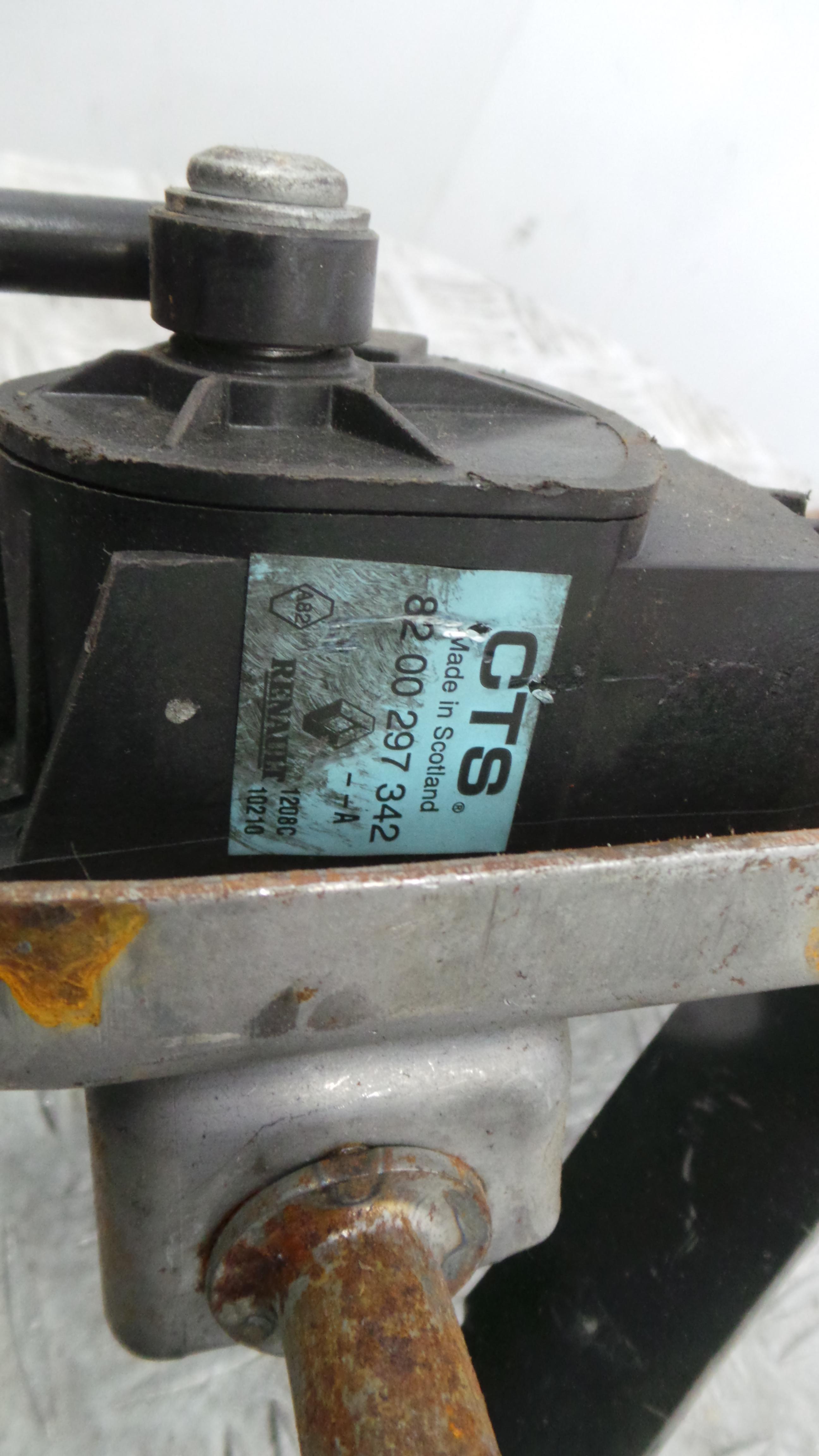 Pedal do Travão 8200696862A - RENAULT CLIO III (BR0/1, CR0/1)-38349998