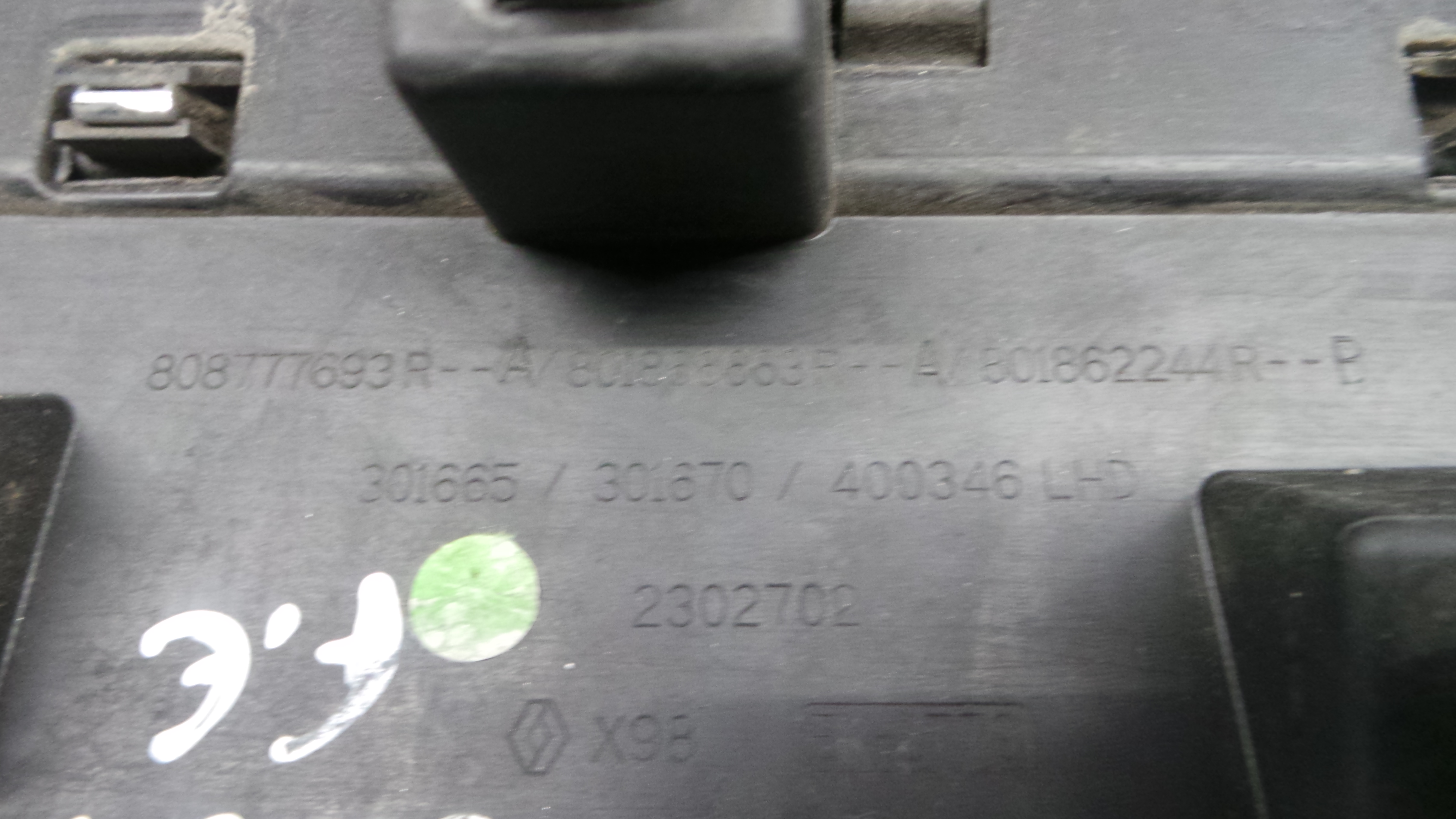 Friso Porta 808777693R - RENAULT CLIO IV (BH_)-38350068