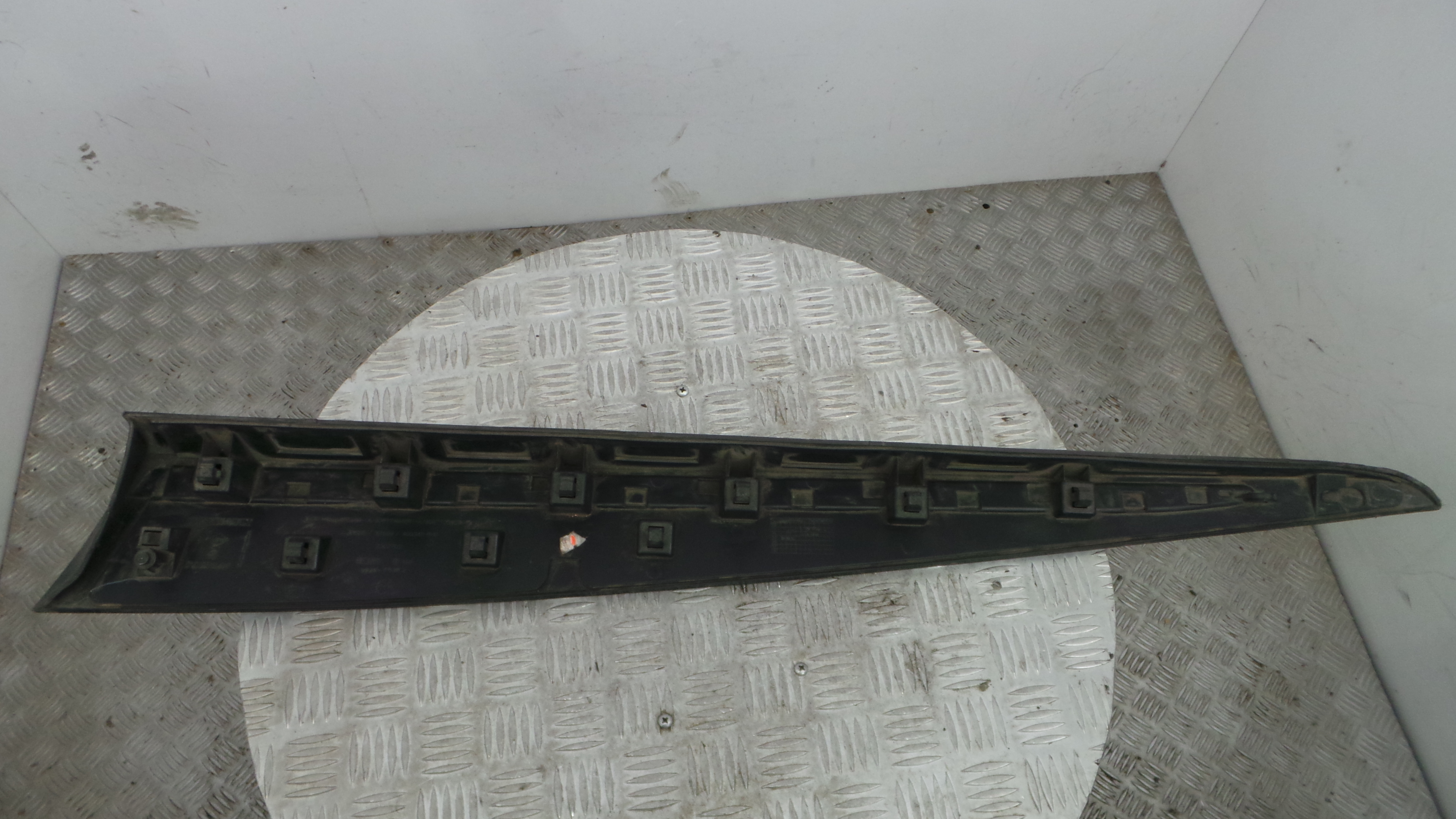 Friso Porta 801865598R - RENAULT CLIO IV (BH_)-38350089