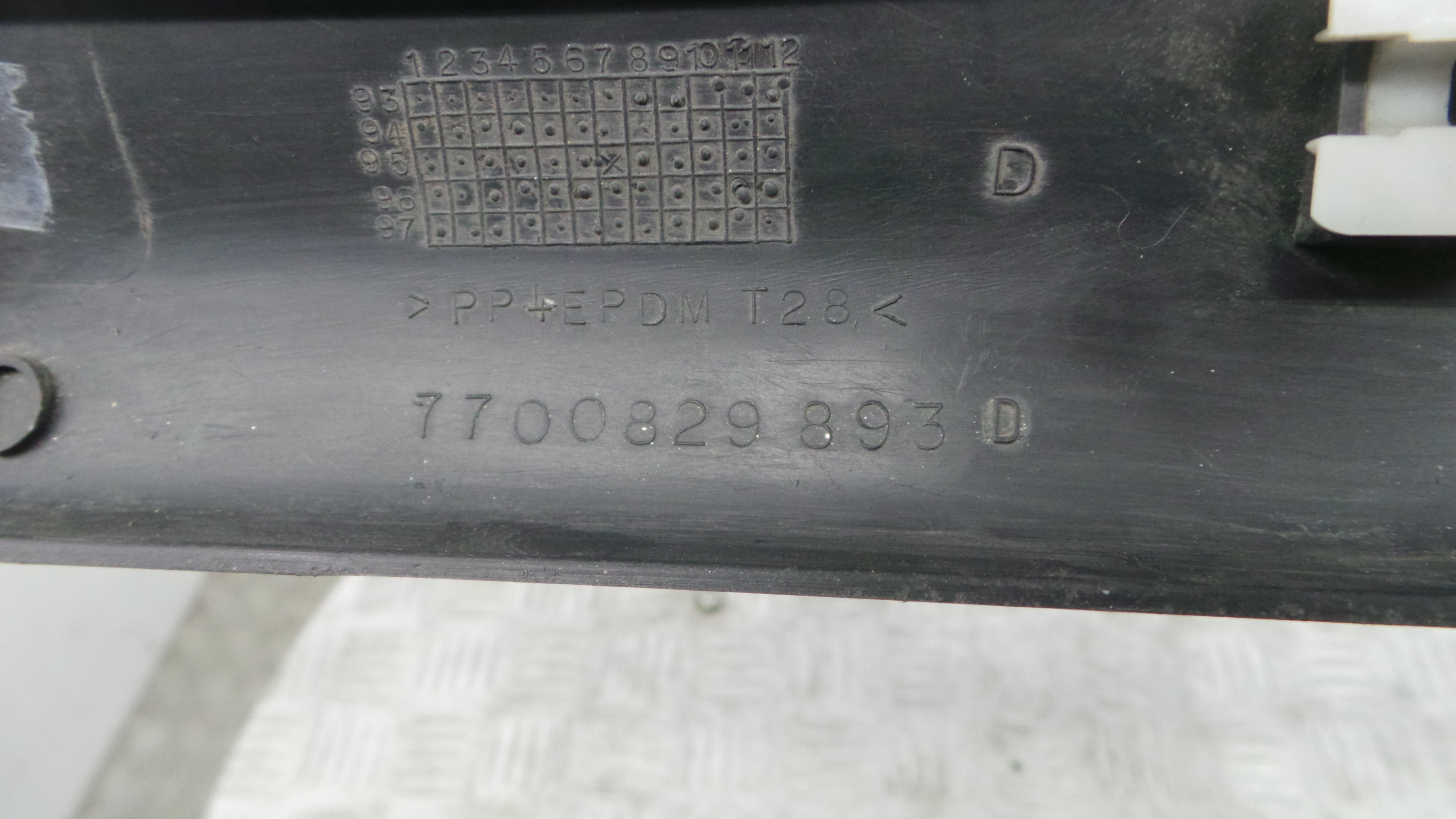 Friso Porta 7700829893D - RENAULT CLIO I (B/C57_, 5/357_)-38350098