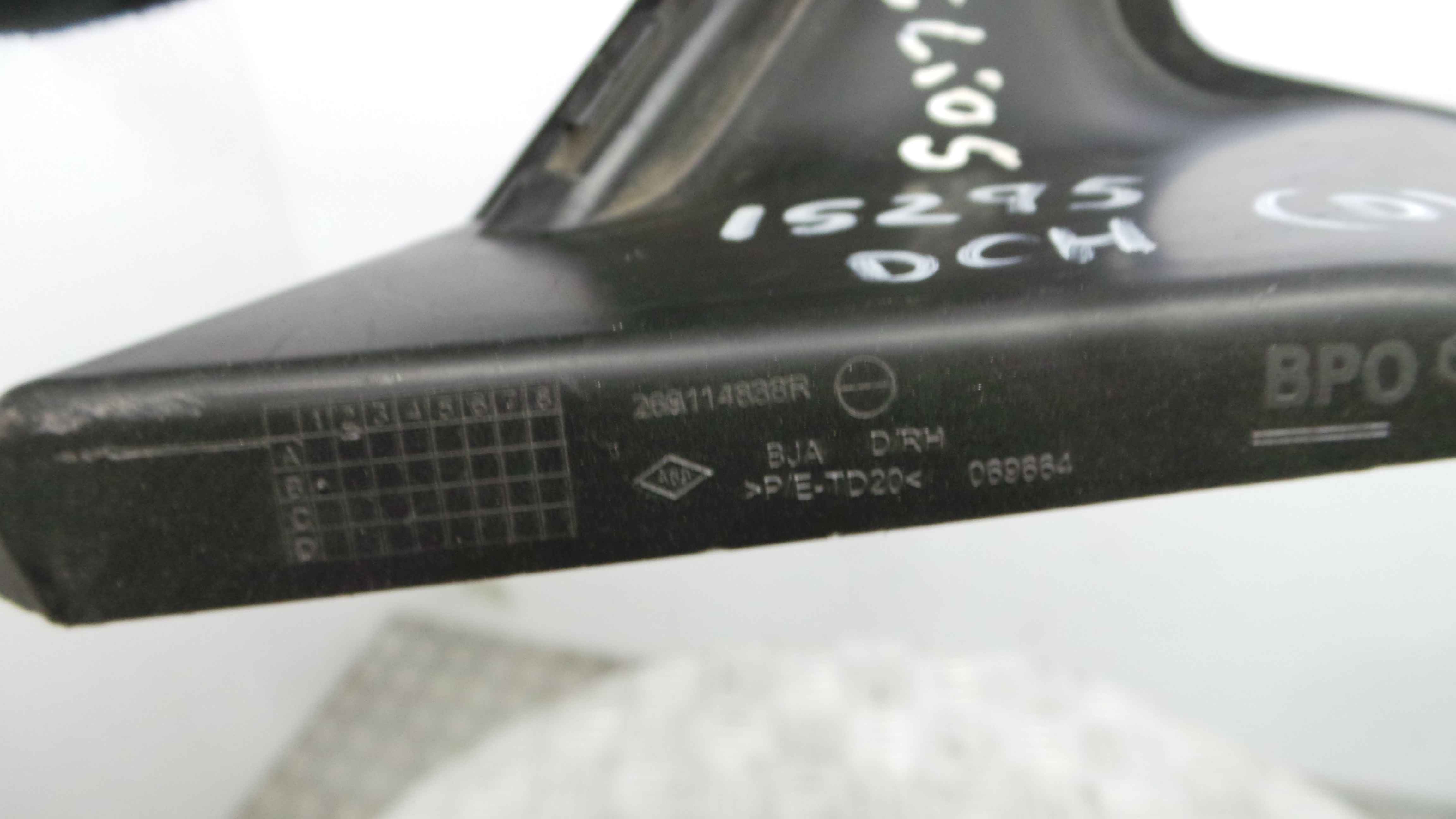 Aro Farol Nevoeiro 269114838R - RENAULT CLIO V (B7_)-38350118