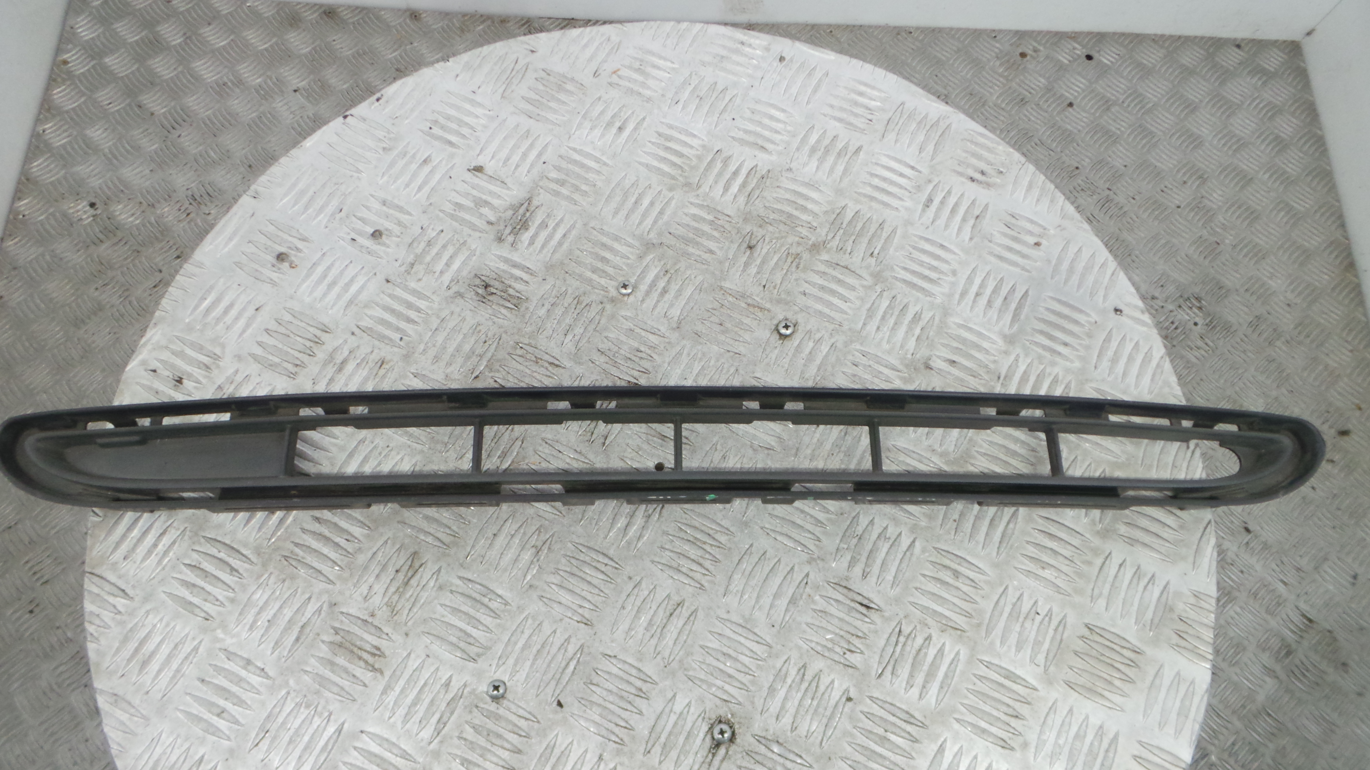 Grelha da Frente 622565519R - RENAULT CLIO III (BR0/1, CR0/1)-38350132