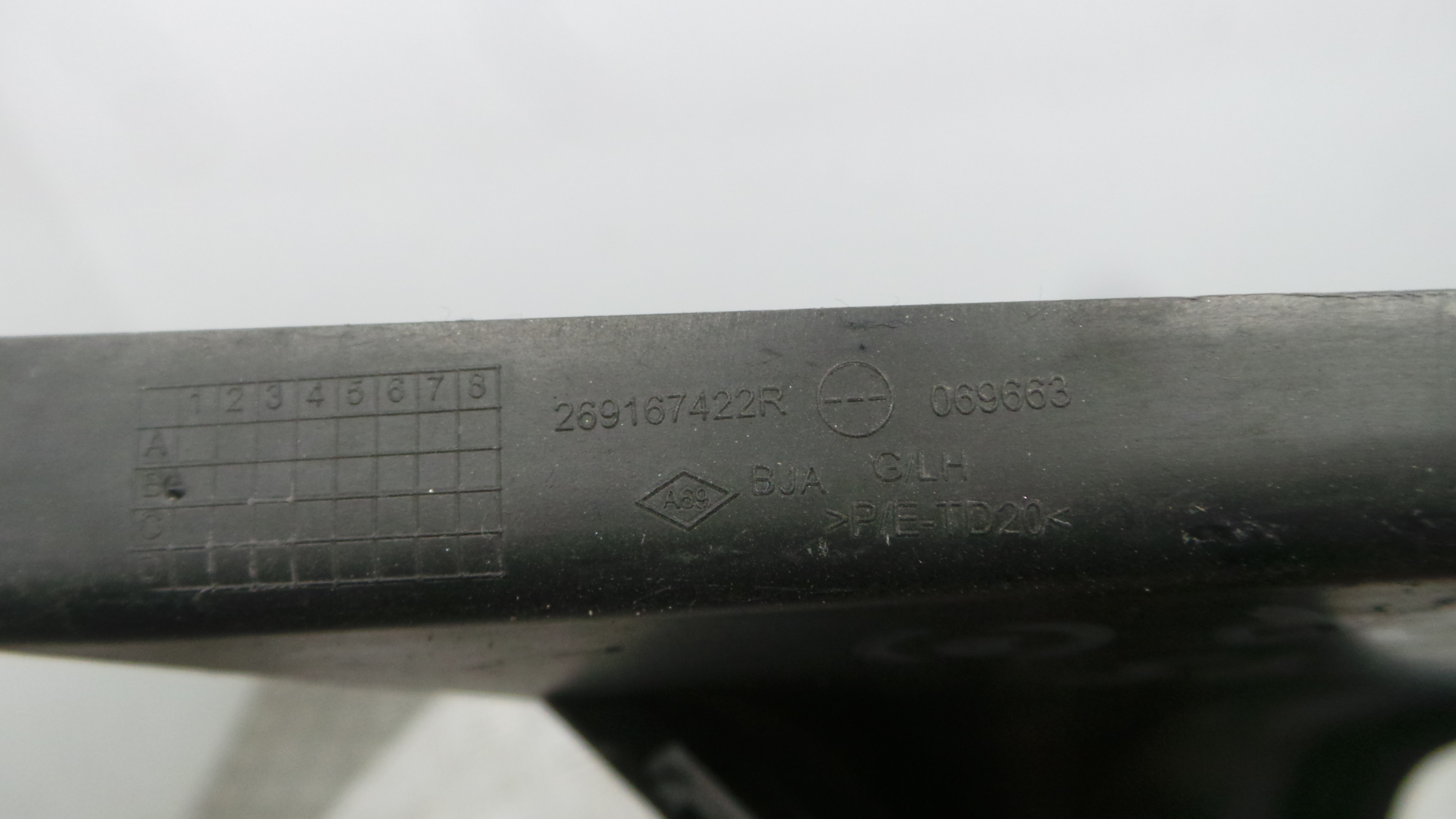 Aro Farol Nevoeiro 269167422R - RENAULT CLIO V (B7_)-38350135