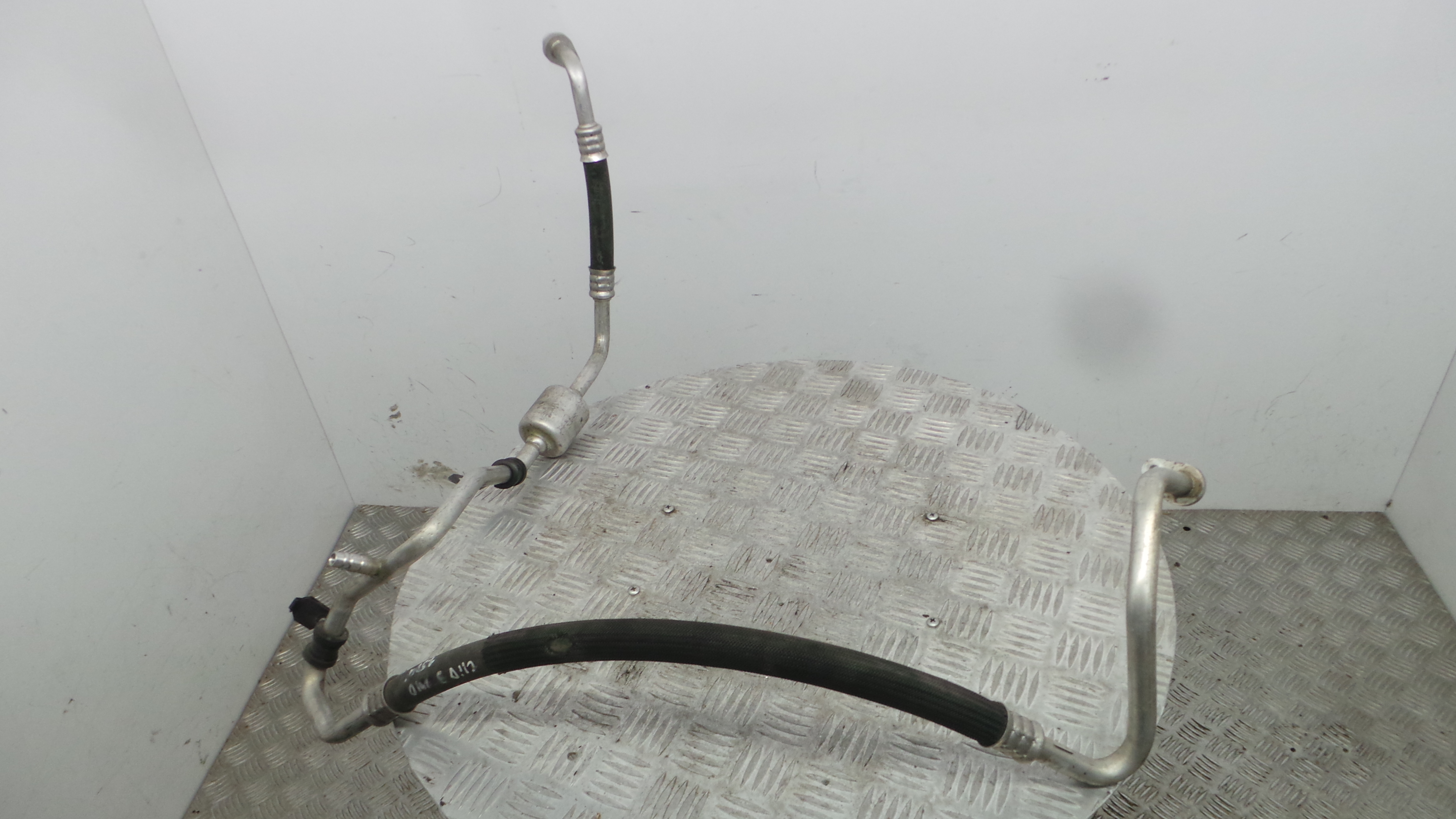 Tubo Ar Condicionado 8200521902 - RENAULT CLIO III (BR0/1, CR0/1)-38350235