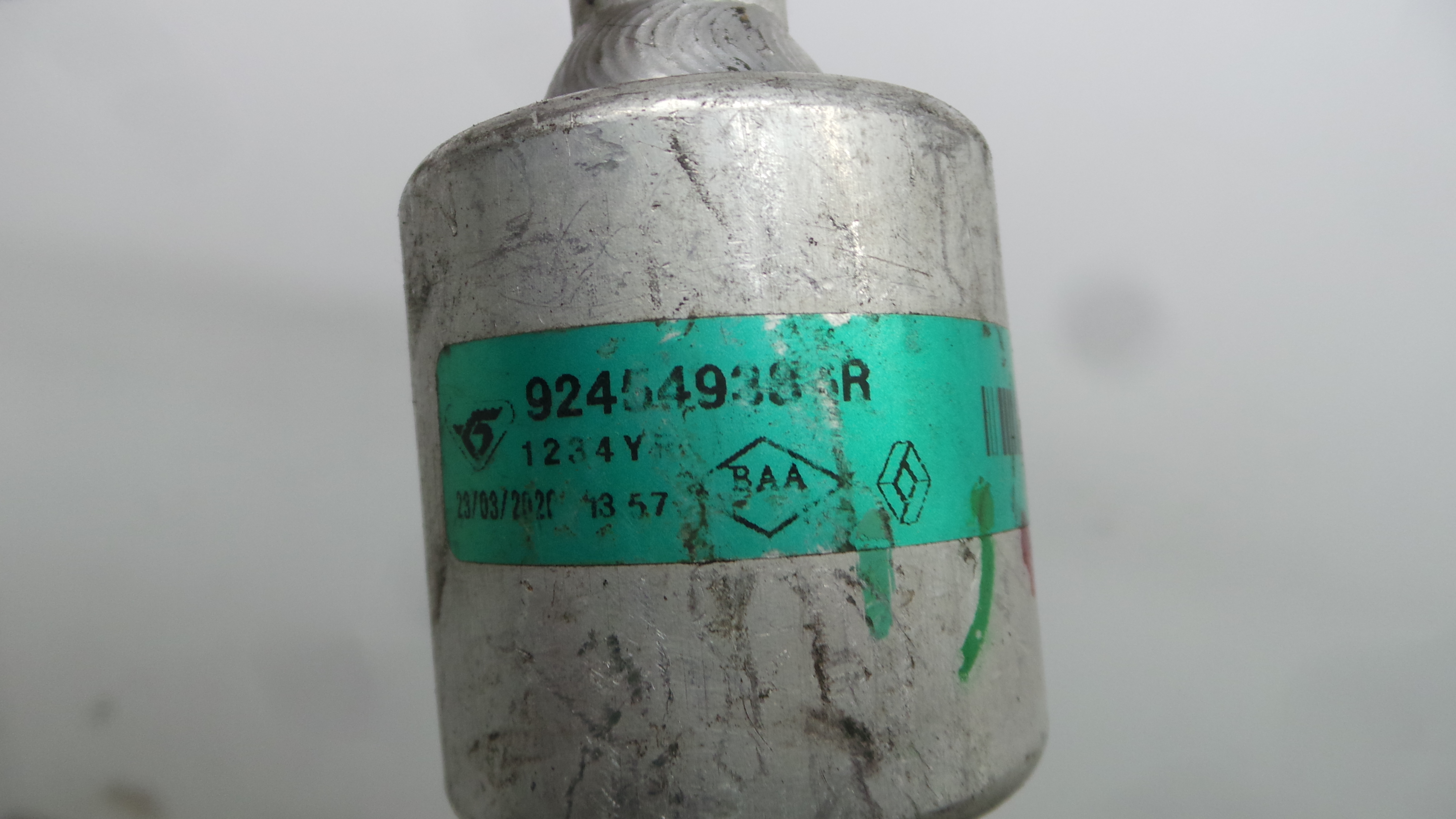 Tubo Ar Condicionado 924549386R - DACIA SANDERO II-38350275