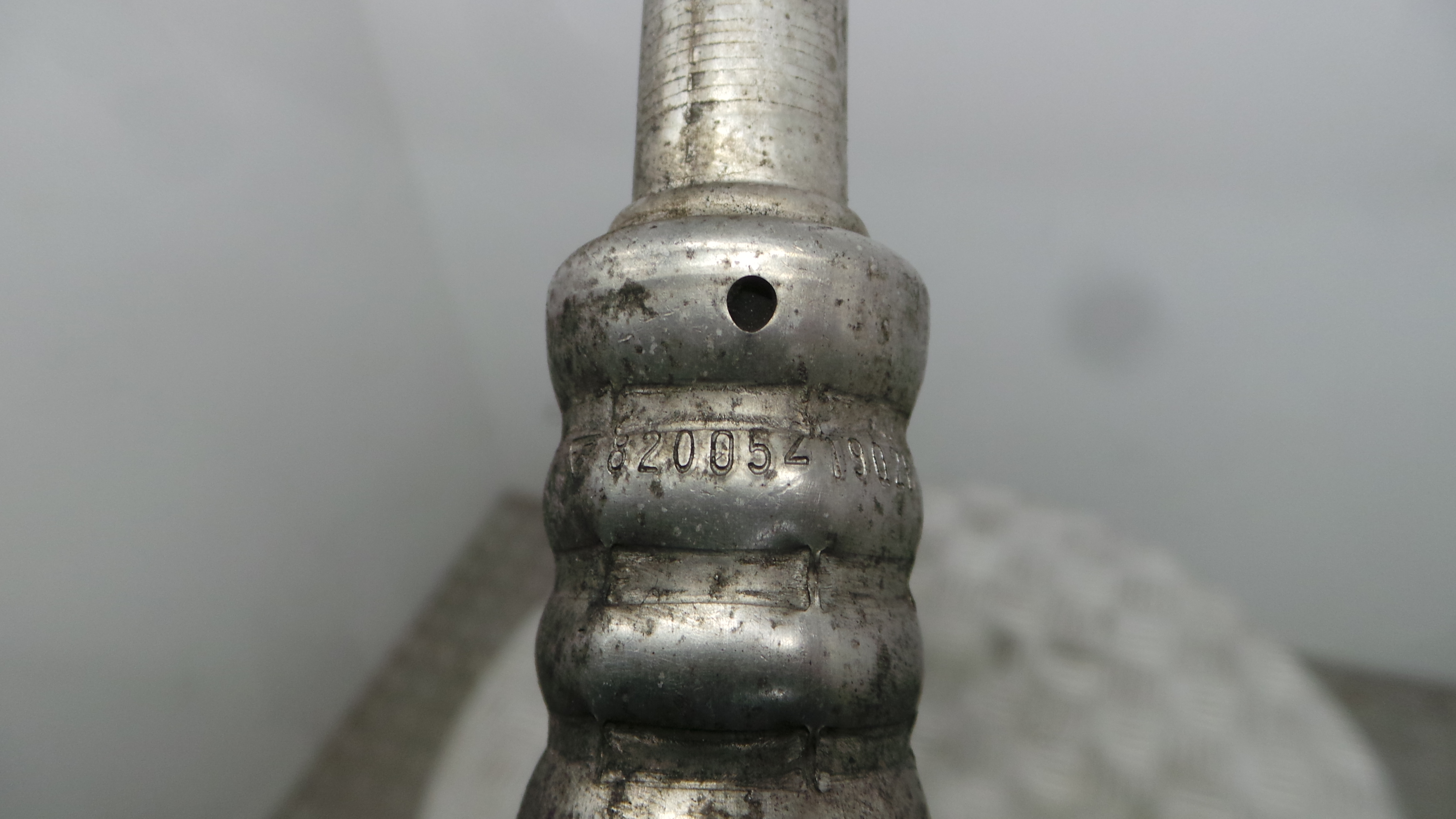 Tubo Ar Condicionado 8200521902B - RENAULT CLIO III (BR0/1, CR0/1)-38350287