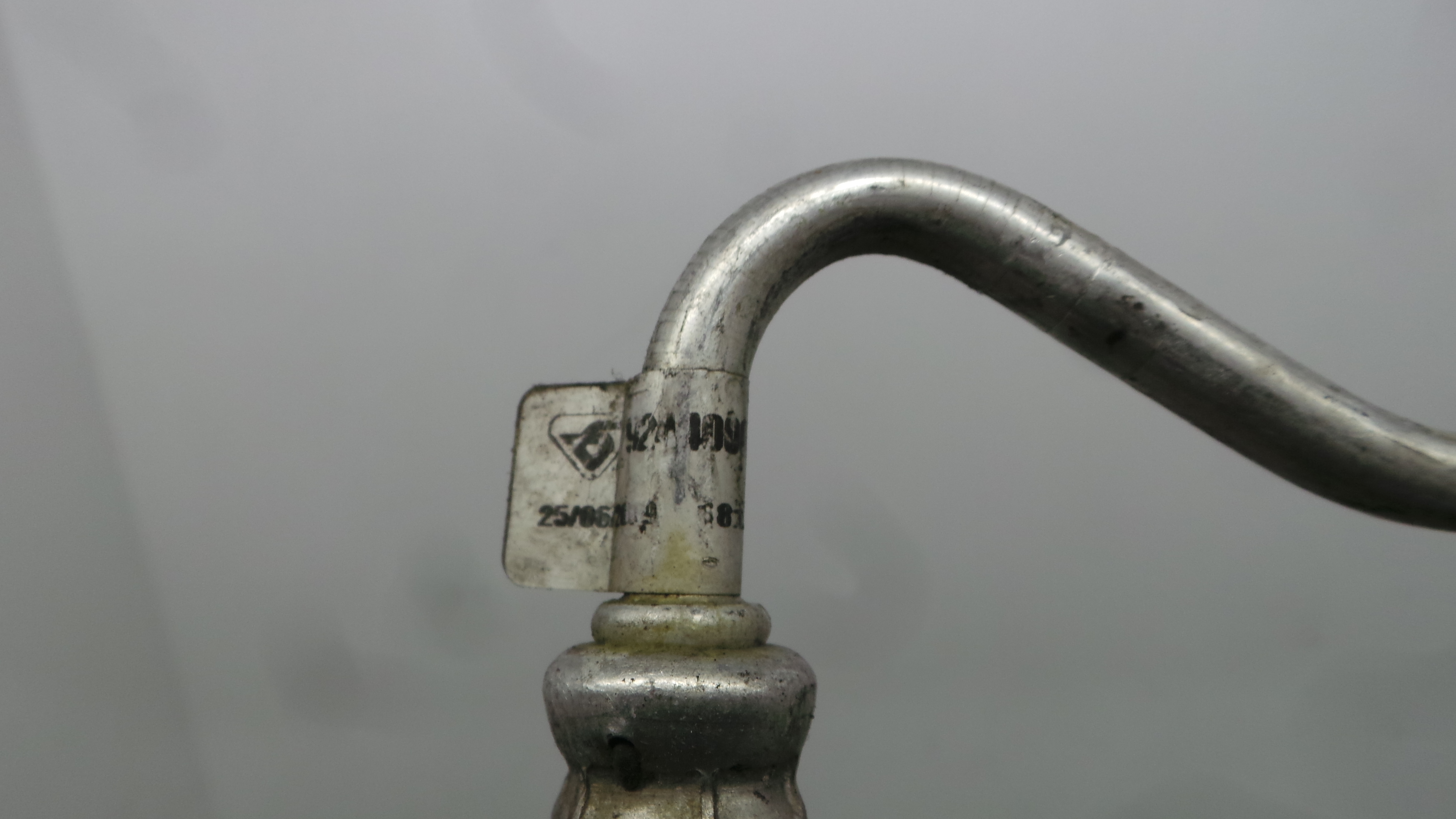 Tubo Ar Condicionado 92440009R - RENAULT SCÉNIC III (JZ0/1_)-38350357