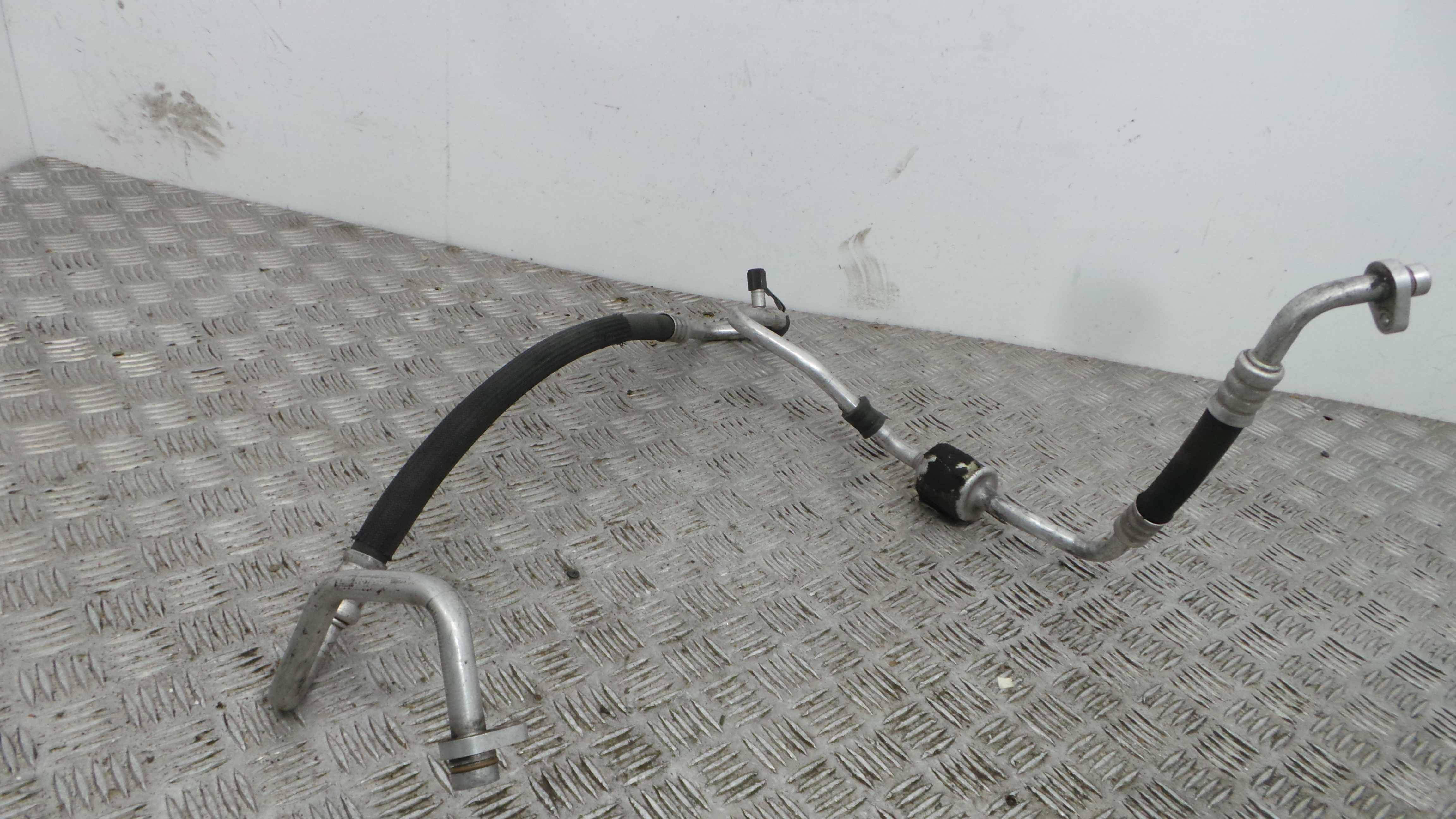 Tubo Ar Condicionado 8200521902 - RENAULT CLIO III (BR0/1, CR0/1)-38350361