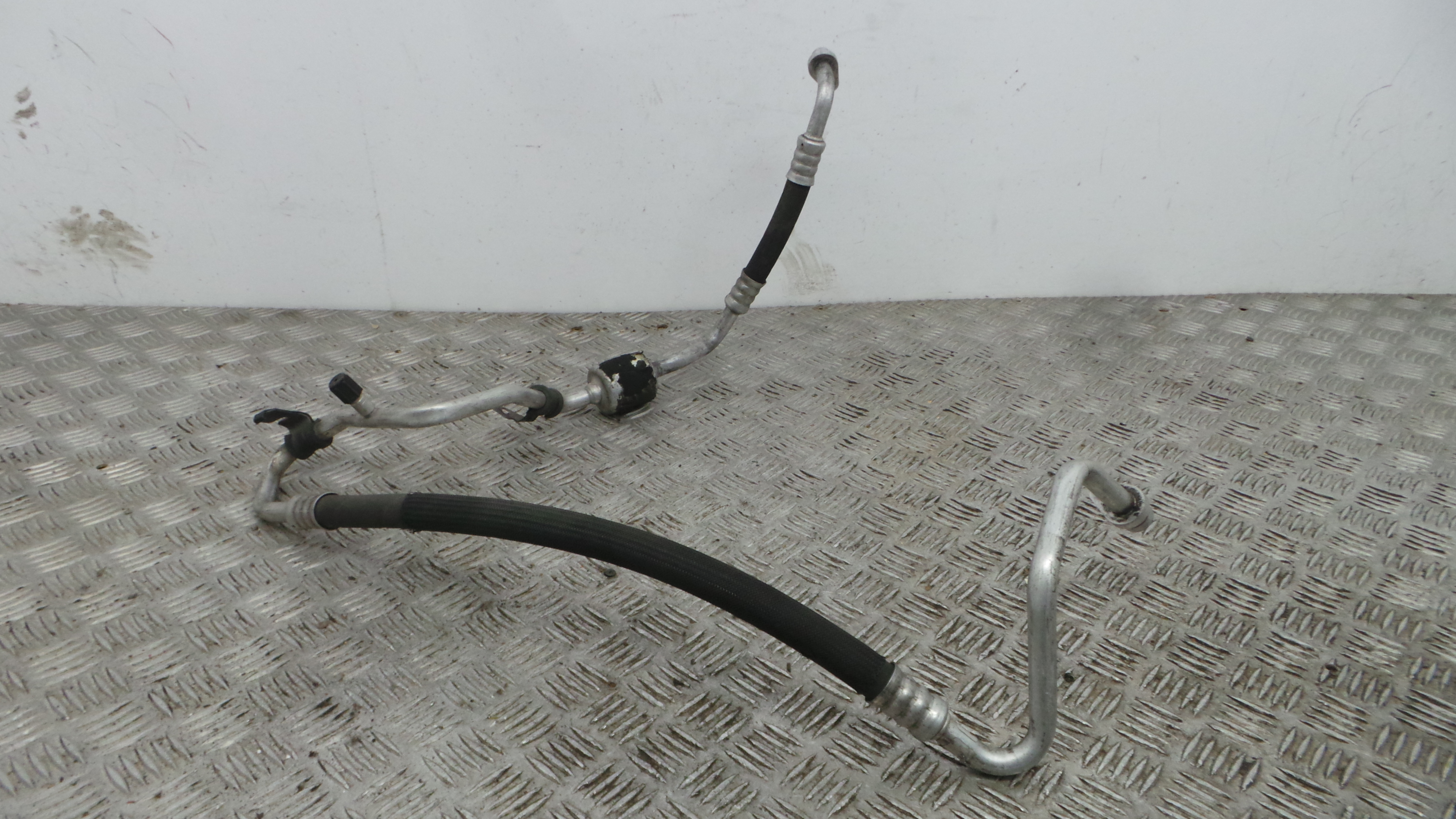 Tubo Ar Condicionado 8200521902 - RENAULT CLIO III (BR0/1, CR0/1)-38350361