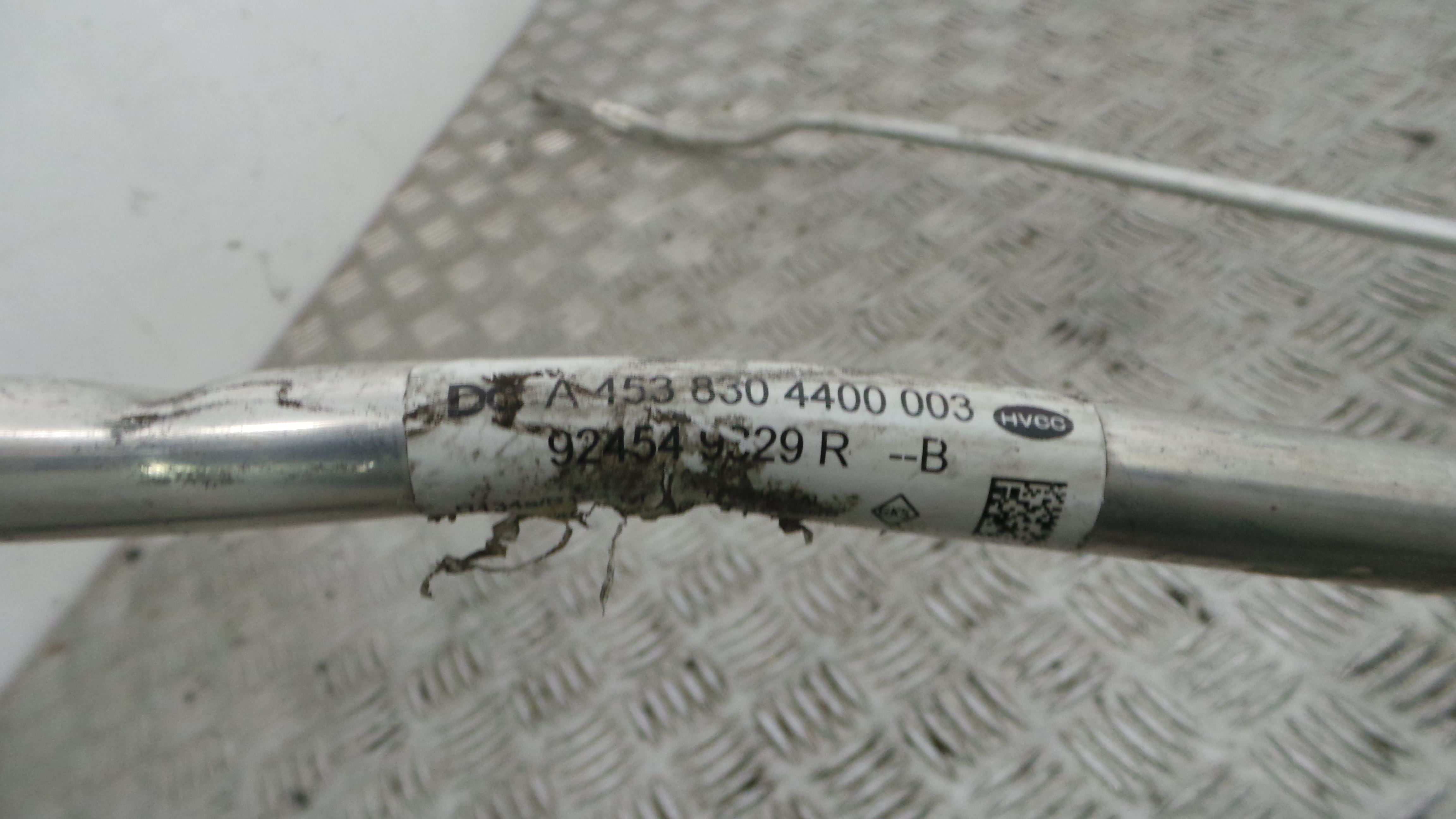 Tubo Ar Condicionado 924549329R - RENAULT TWINGO III (BCM_, BCA_)-38350389