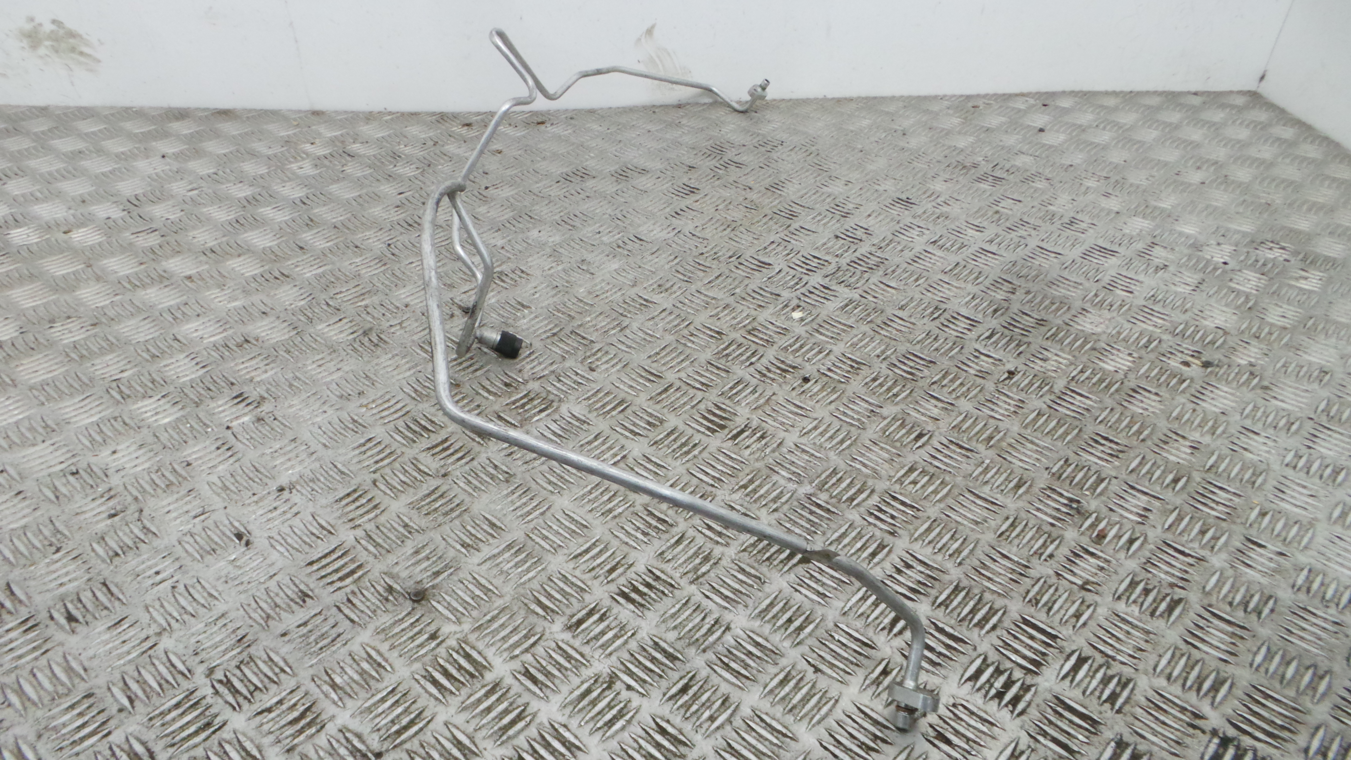 Tubo Ar Condicionado 8200422125 - RENAULT CLIO III (BR0/1, CR0/1)-38356641