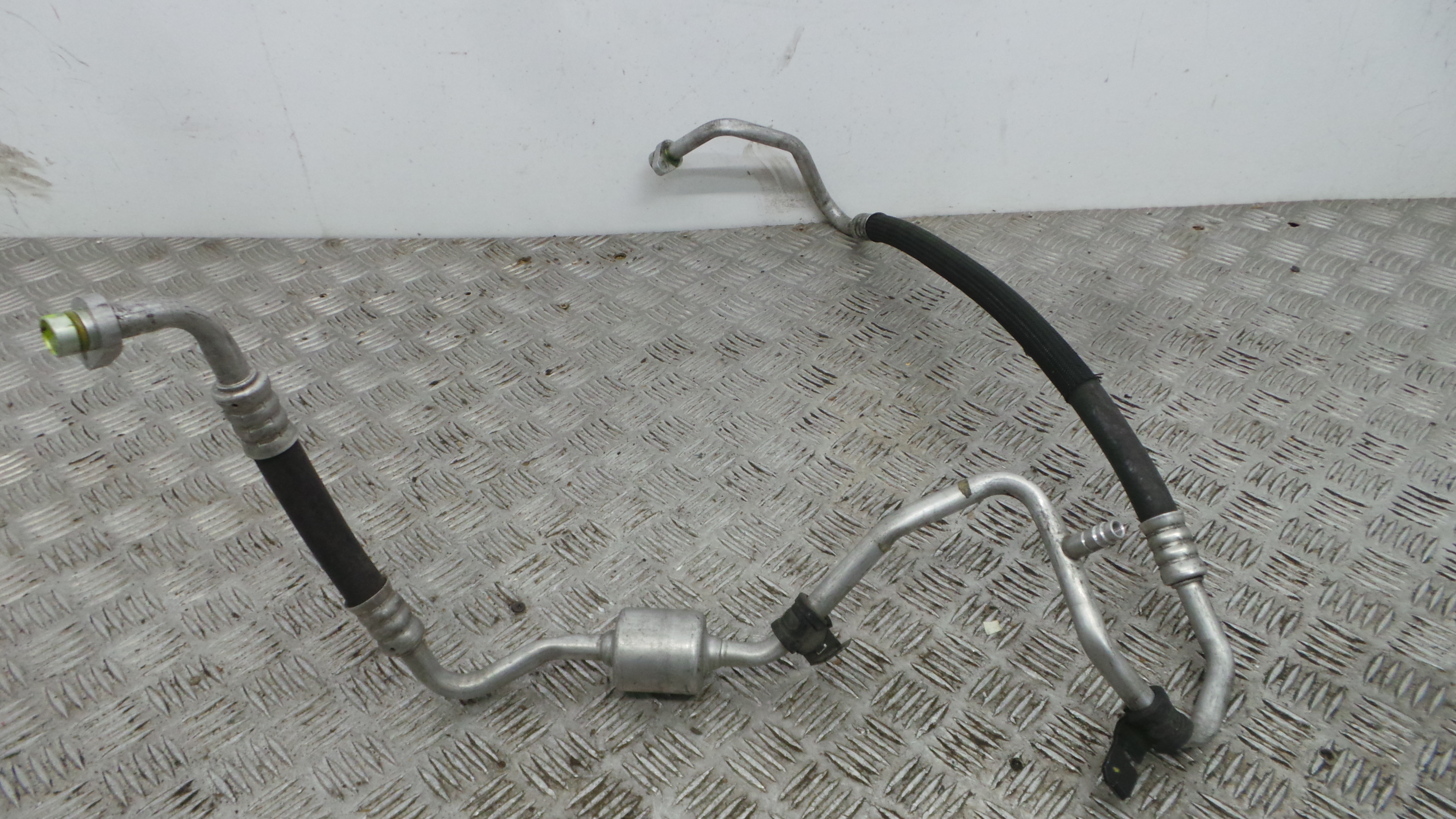 Tubo Ar Condicionado 8200521902 - RENAULT CLIO III (BR0/1, CR0/1)-38356646