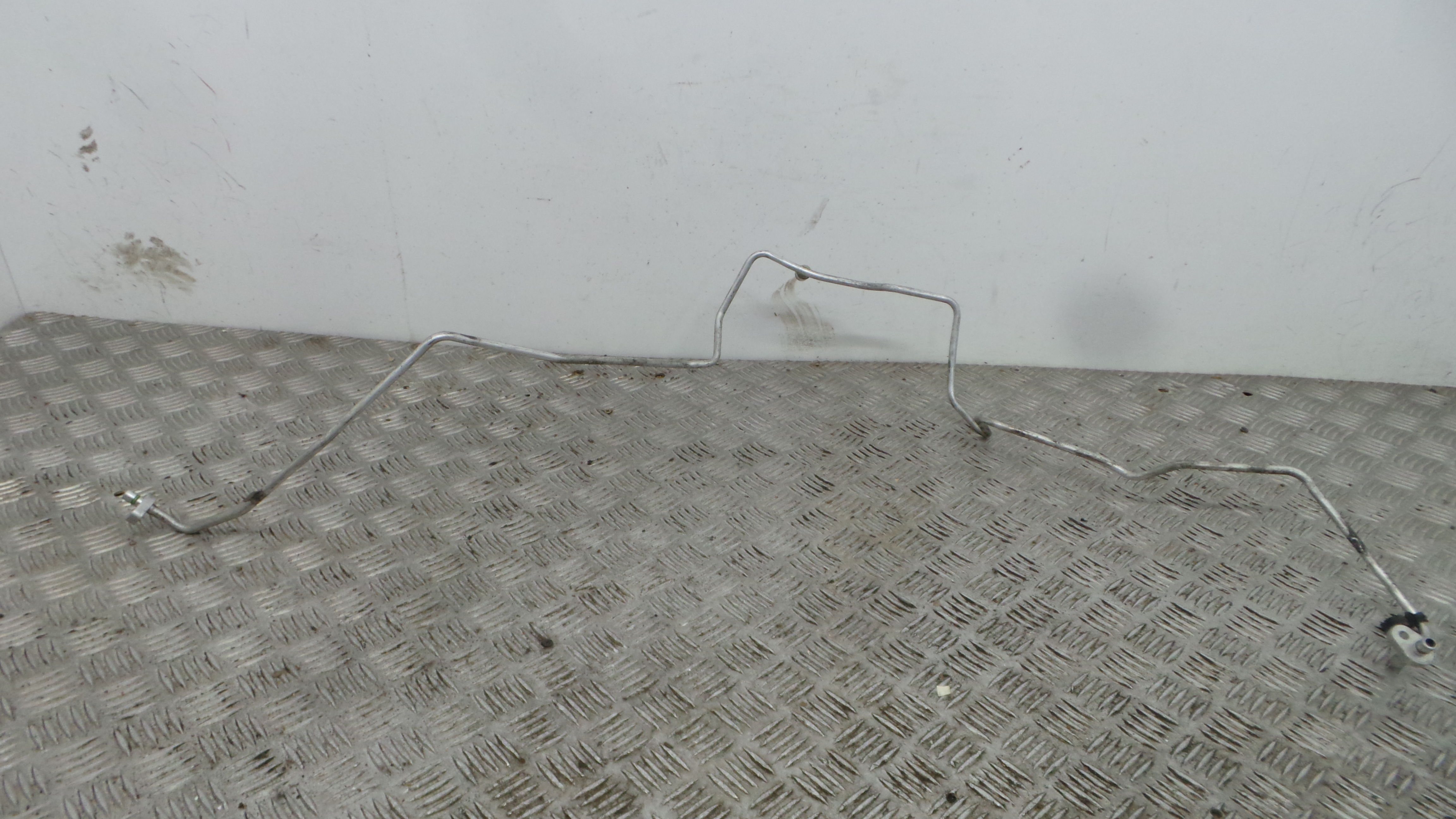 Tubo Ar Condicionado 8200422125 - RENAULT CLIO III (BR0/1, CR0/1)-38359528