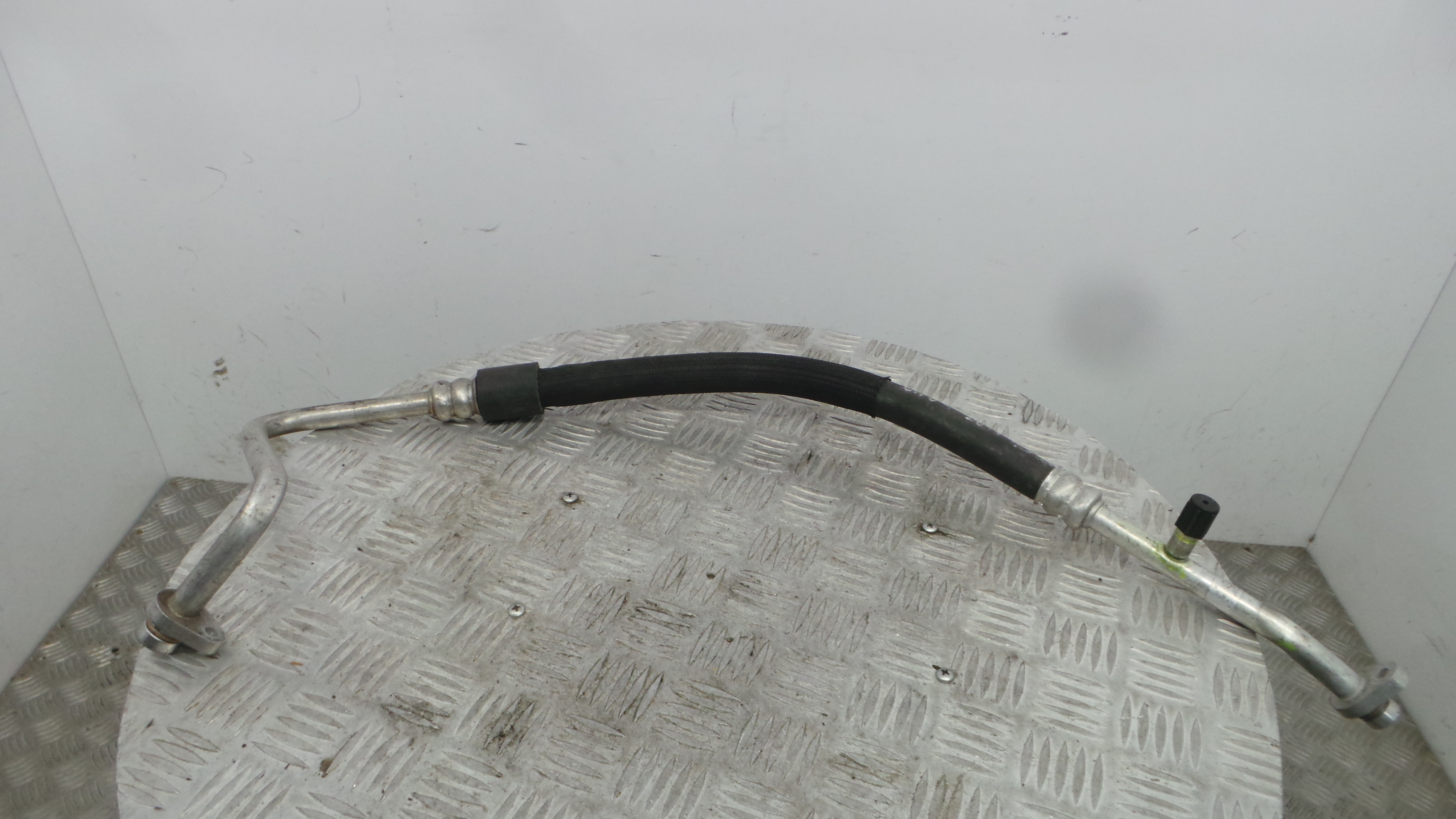 Tubo Ar Condicionado 924547778R - RENAULT CLIO IV (BH_)-38359570