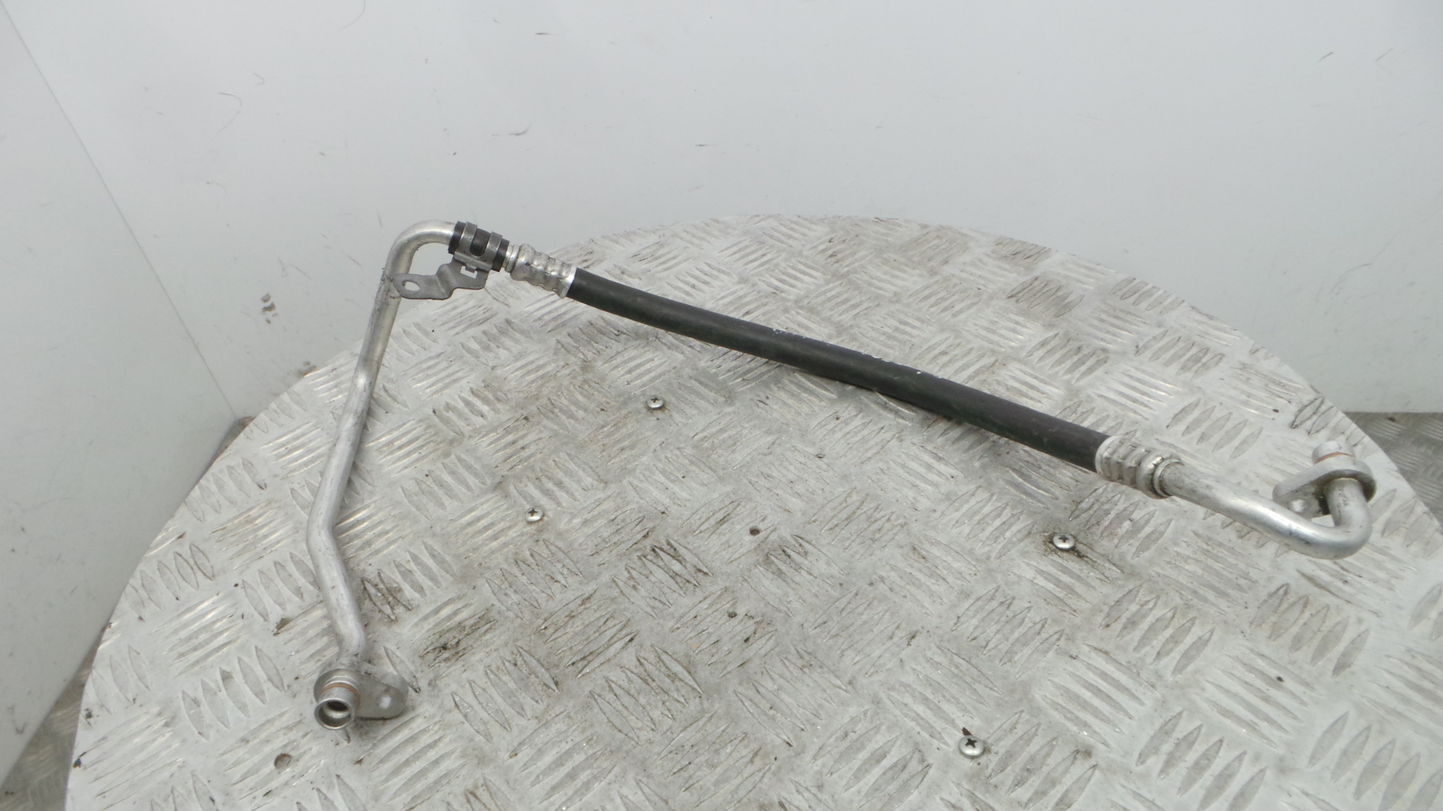 Tubo Ar Condicionado 924909533R - RENAULT CLIO V (B7_)-38359650