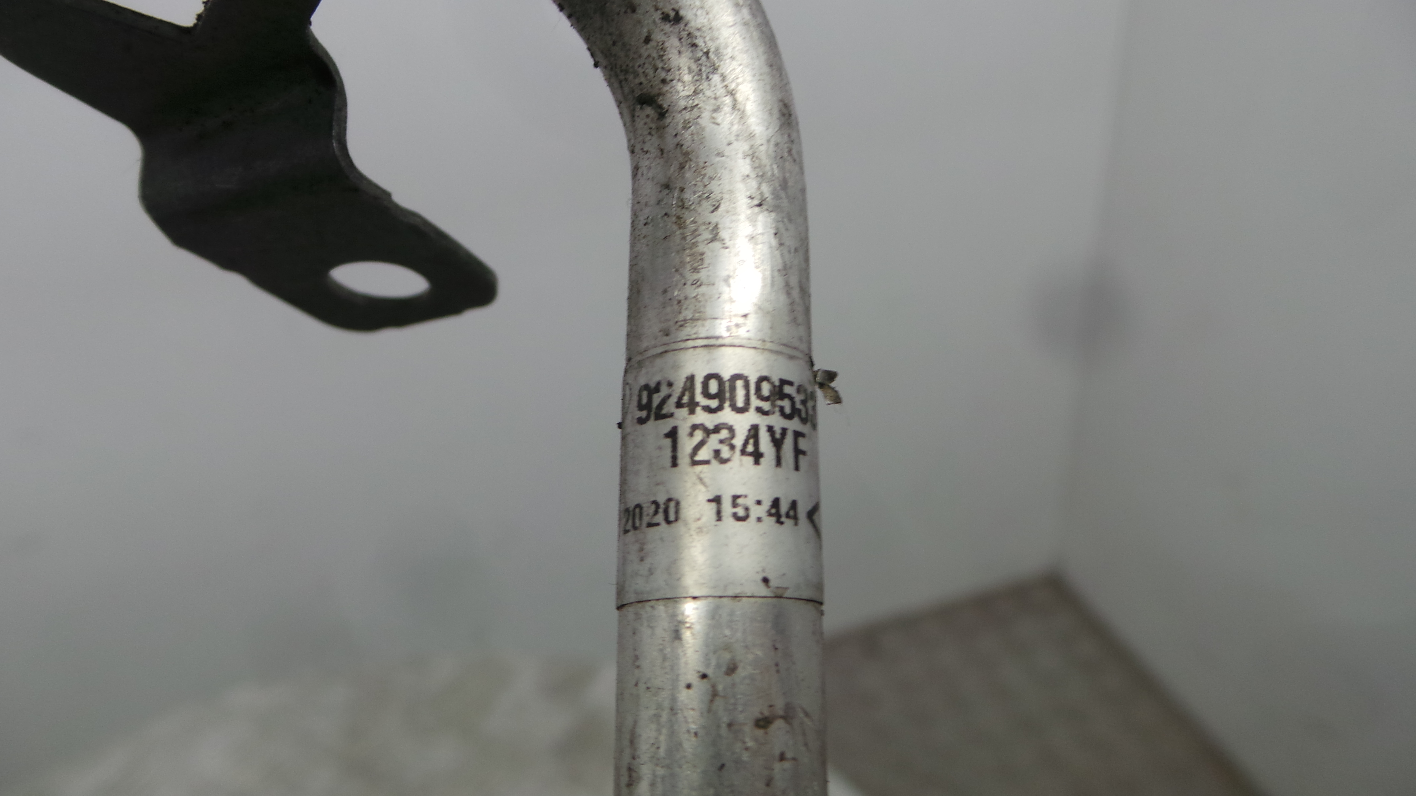 Tubo Ar Condicionado 924909533R - RENAULT CLIO V (B7_)-38359650