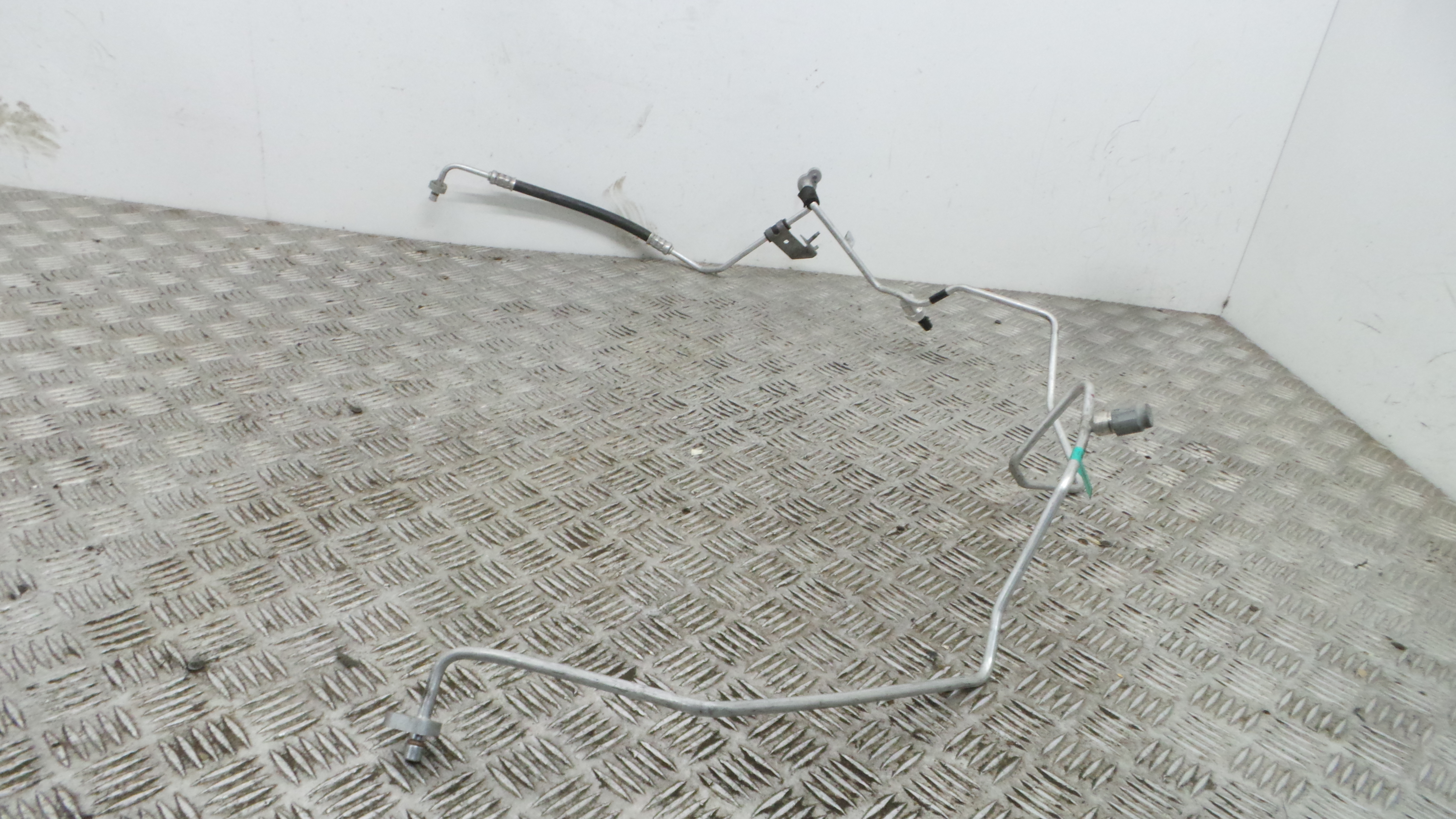 Tubo Ar Condicionado 924402791F - DACIA SANDERO II-38359679