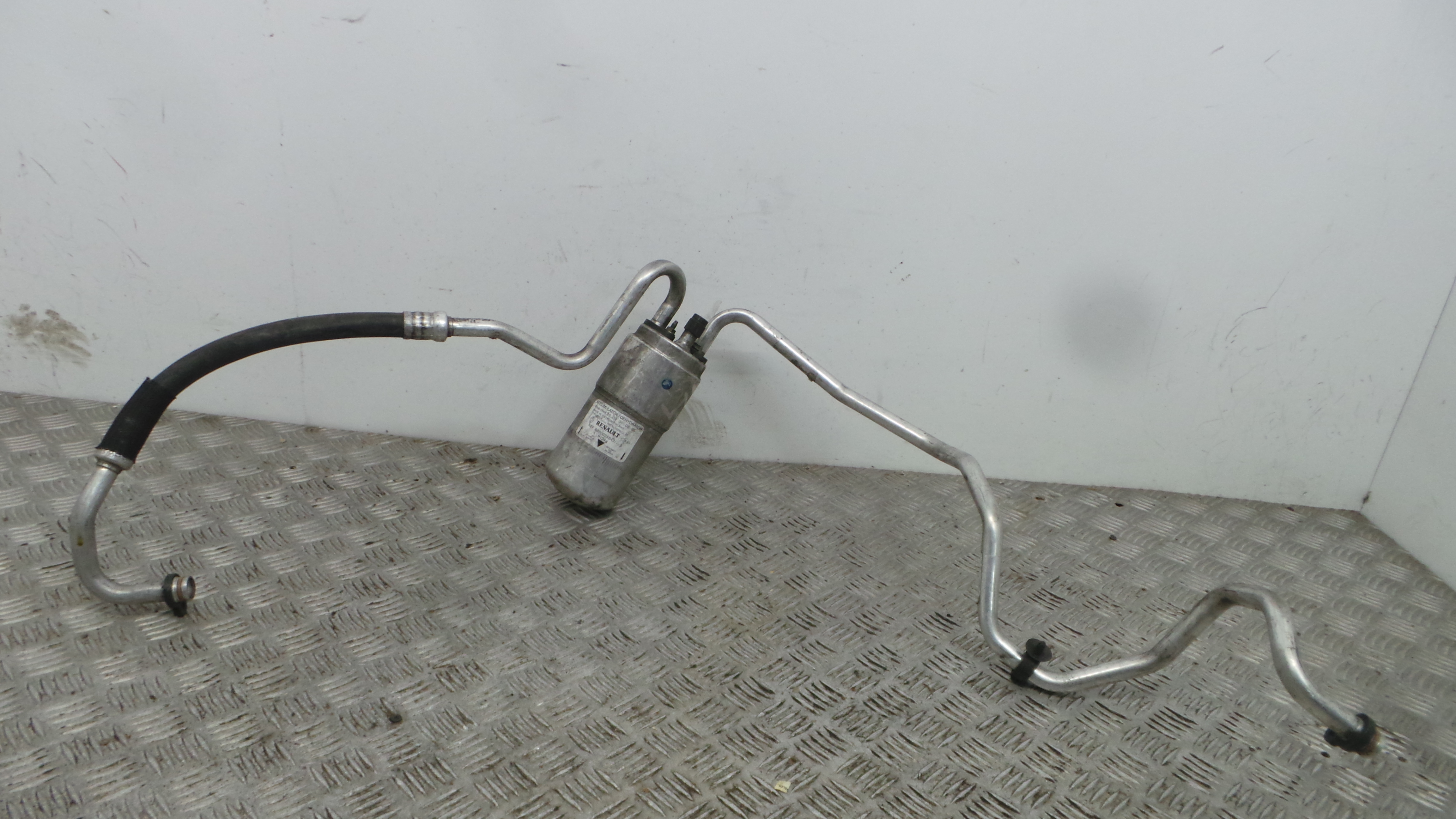 Tubo Ar Condicionado 8200025640 - RENAULT LAGUNA II (BG0/1_)-38360050