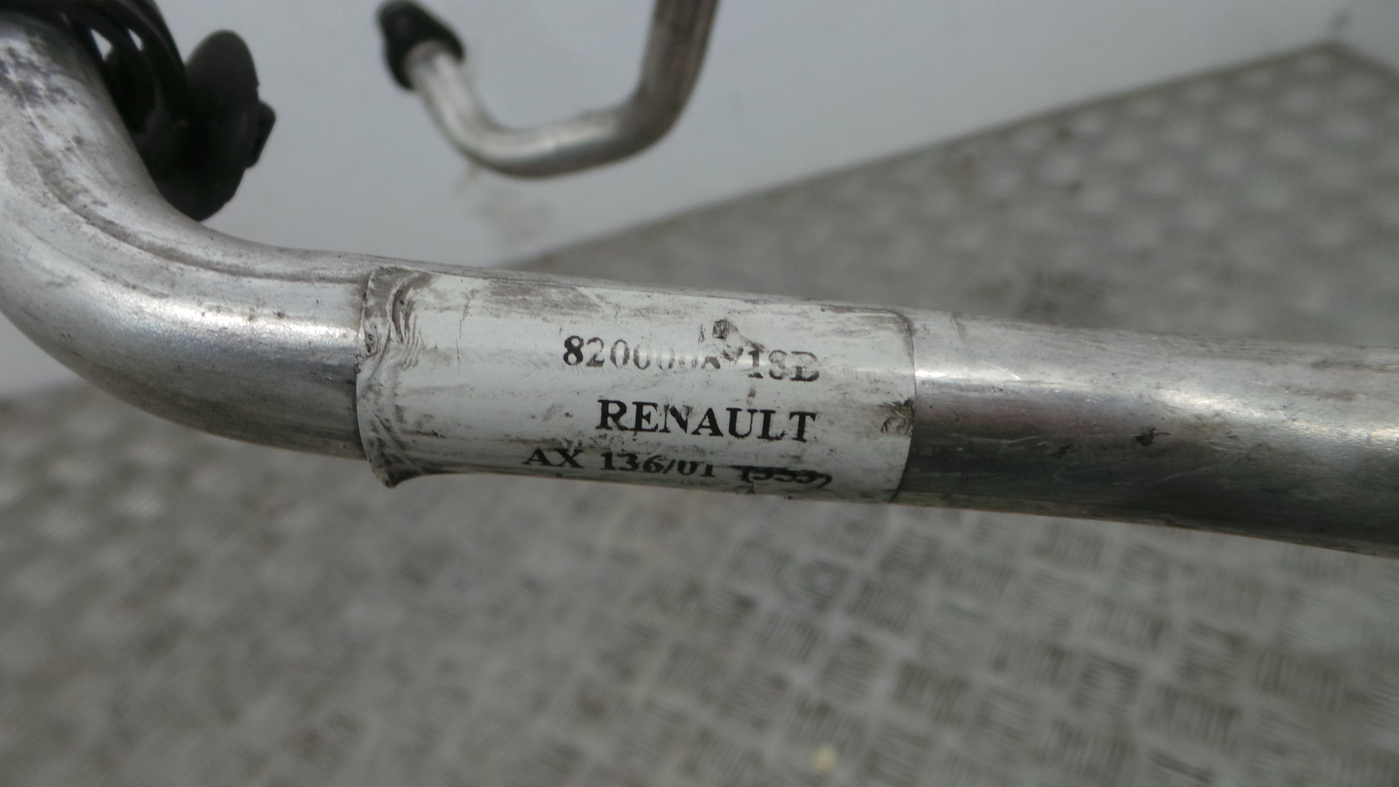 Tubo Ar Condicionado 8200025640 - RENAULT LAGUNA II (BG0/1_)-38360050