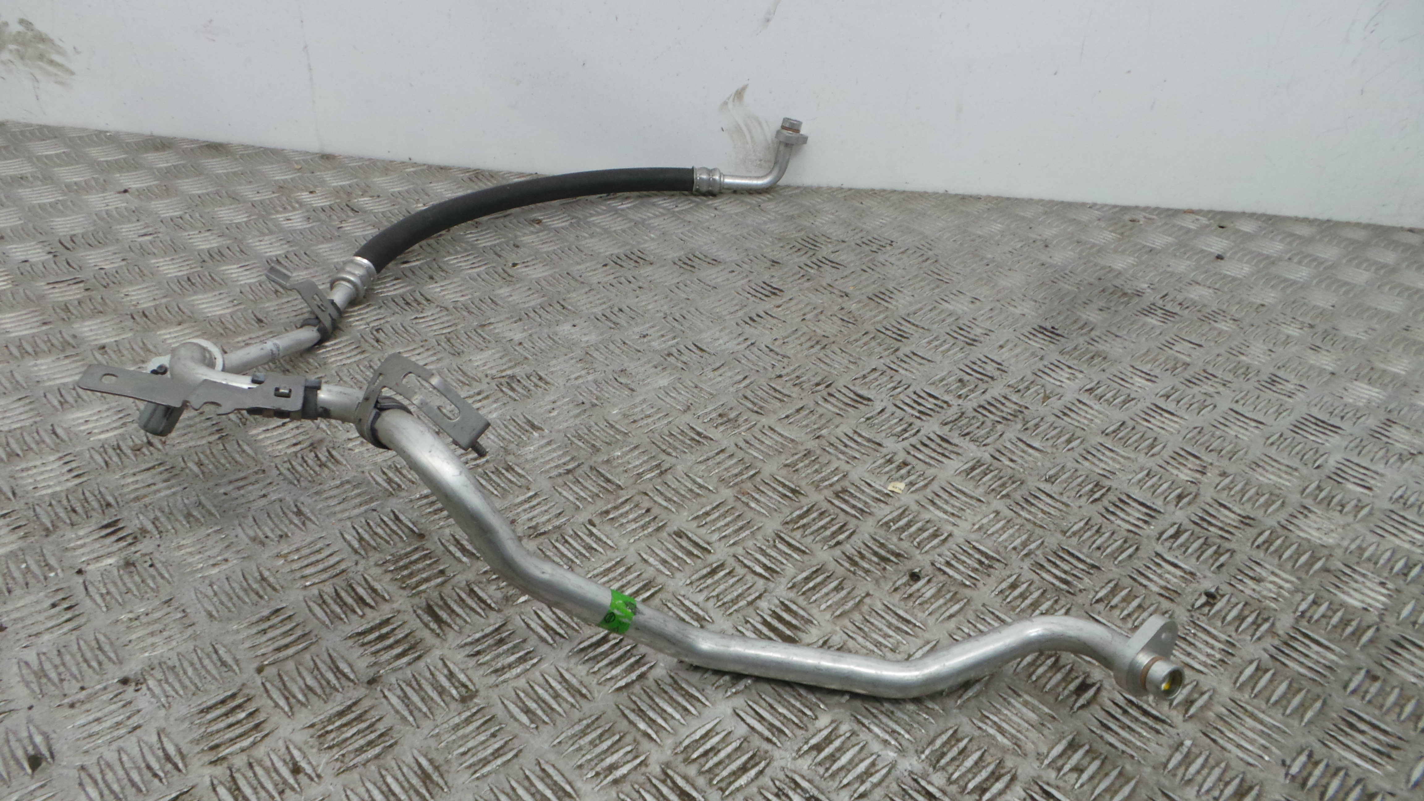 Tubo Ar Condicionado 924804708R - RENAULT CLIO V (B7_)-38360083