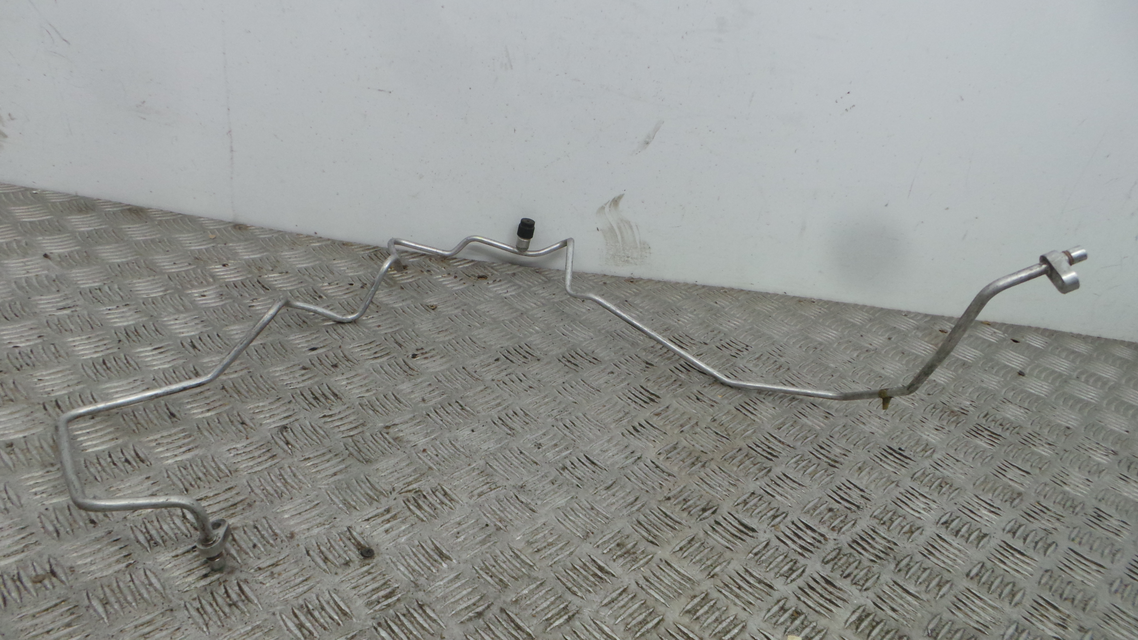 Tubo Ar Condicionado 8200915561 - RENAULT CLIO III (BR0/1, CR0/1)-38360135