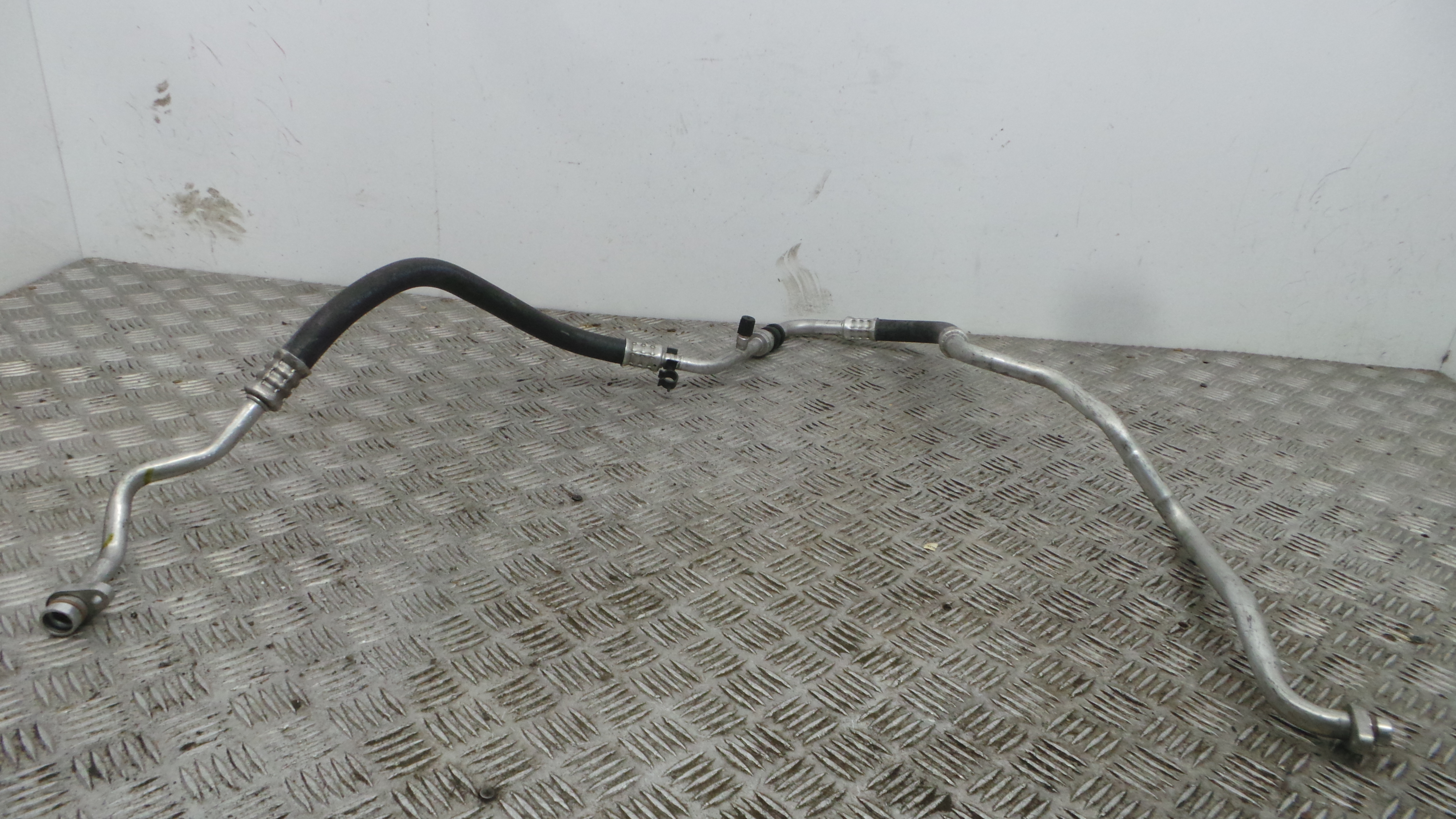 Tubo Ar Condicionado 924800026 - RENAULT MEGANE III Hatchback (BZ0/1_, B3_)-38360217 Tubo Ar Condicionado 924800026 - RENAULT MEGANE III Hatchback (BZ0/1_, B3_)-38360217