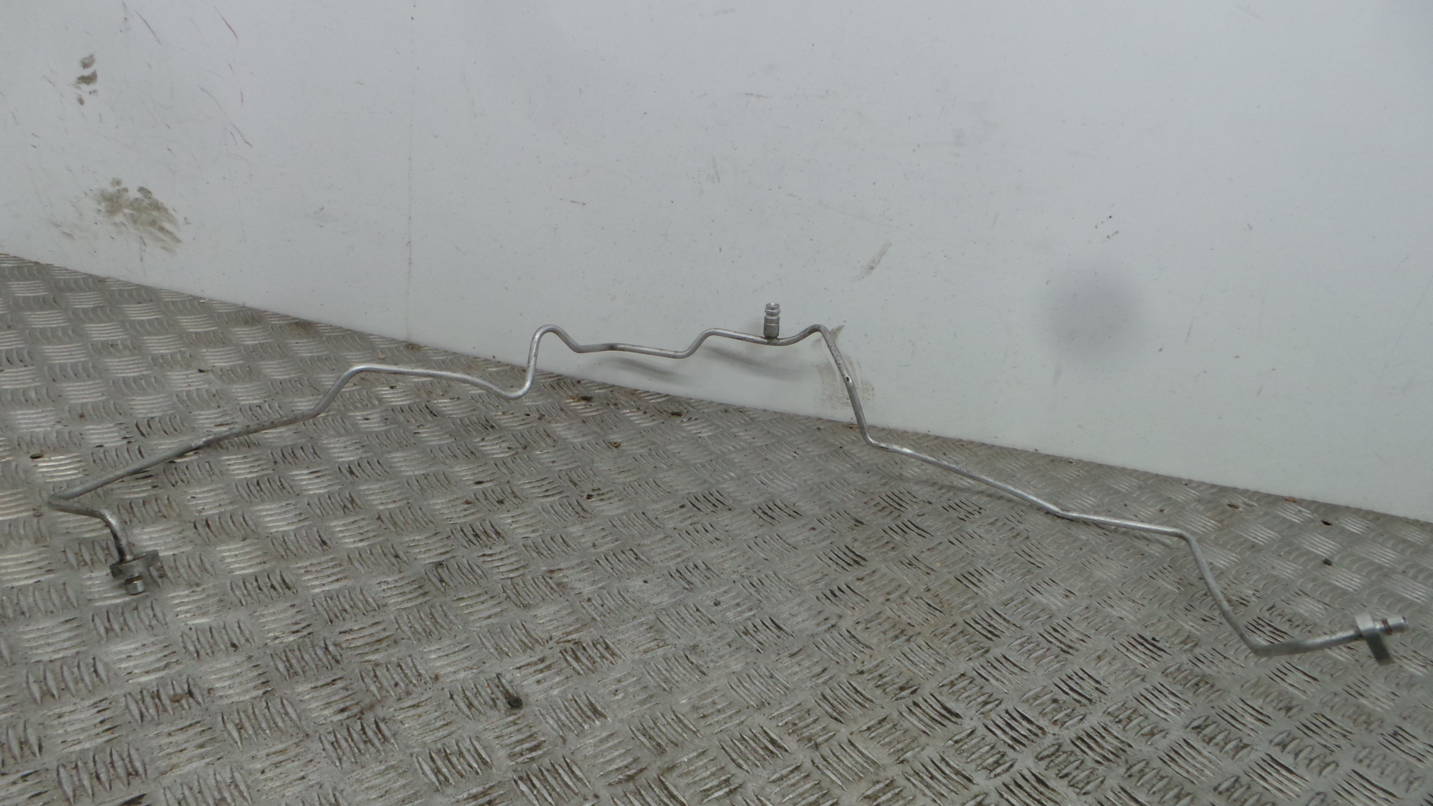 Tubo Ar Condicionado 8200422125 - RENAULT CLIO III (BR0/1, CR0/1)-38360232 Tubo Ar Condicionado 8200422125 - RENAULT CLIO III (BR0/1, CR0/1)-38360232