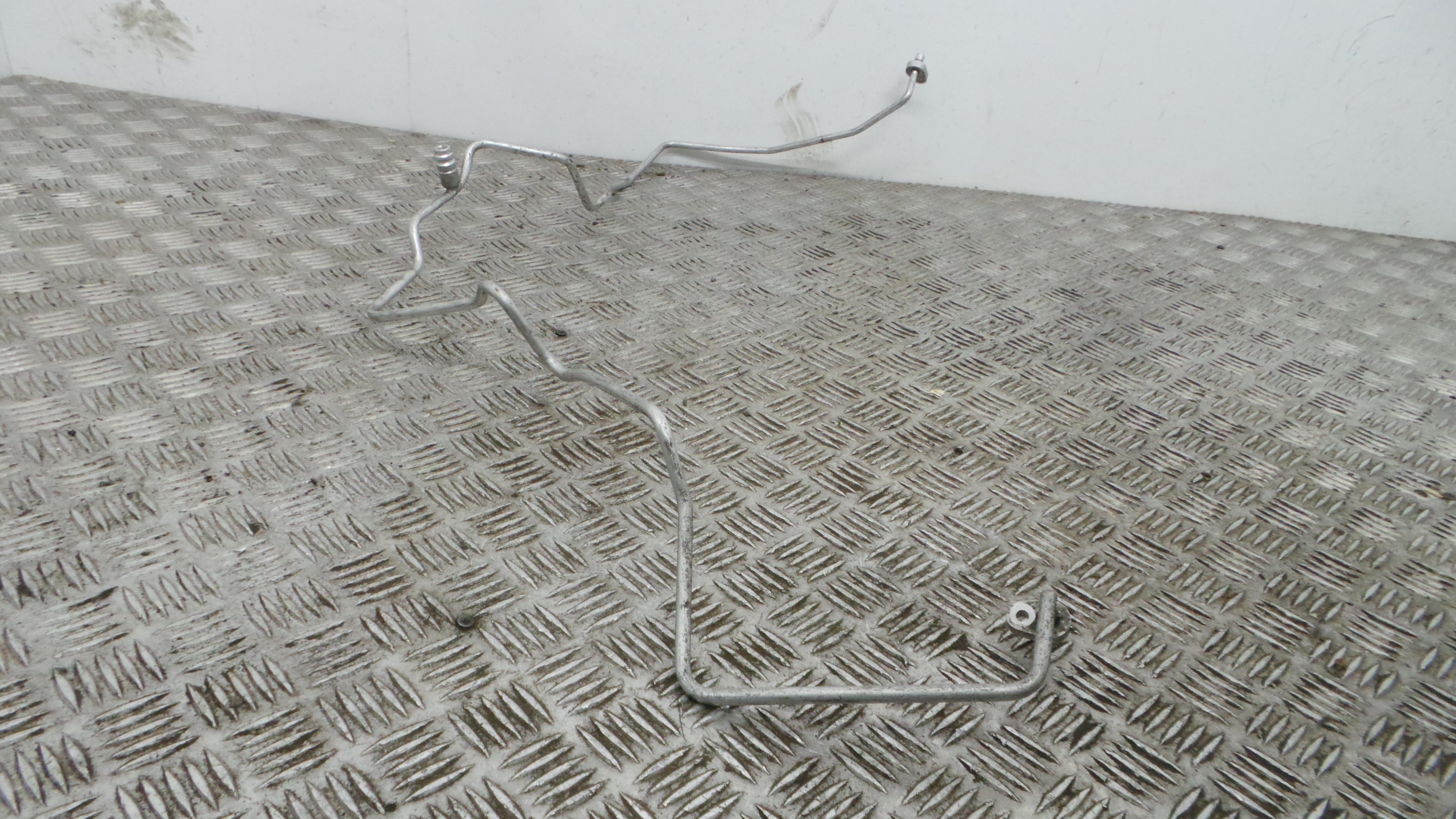 Tubo Ar Condicionado 8200422125 - RENAULT CLIO III (BR0/1, CR0/1)-38360232