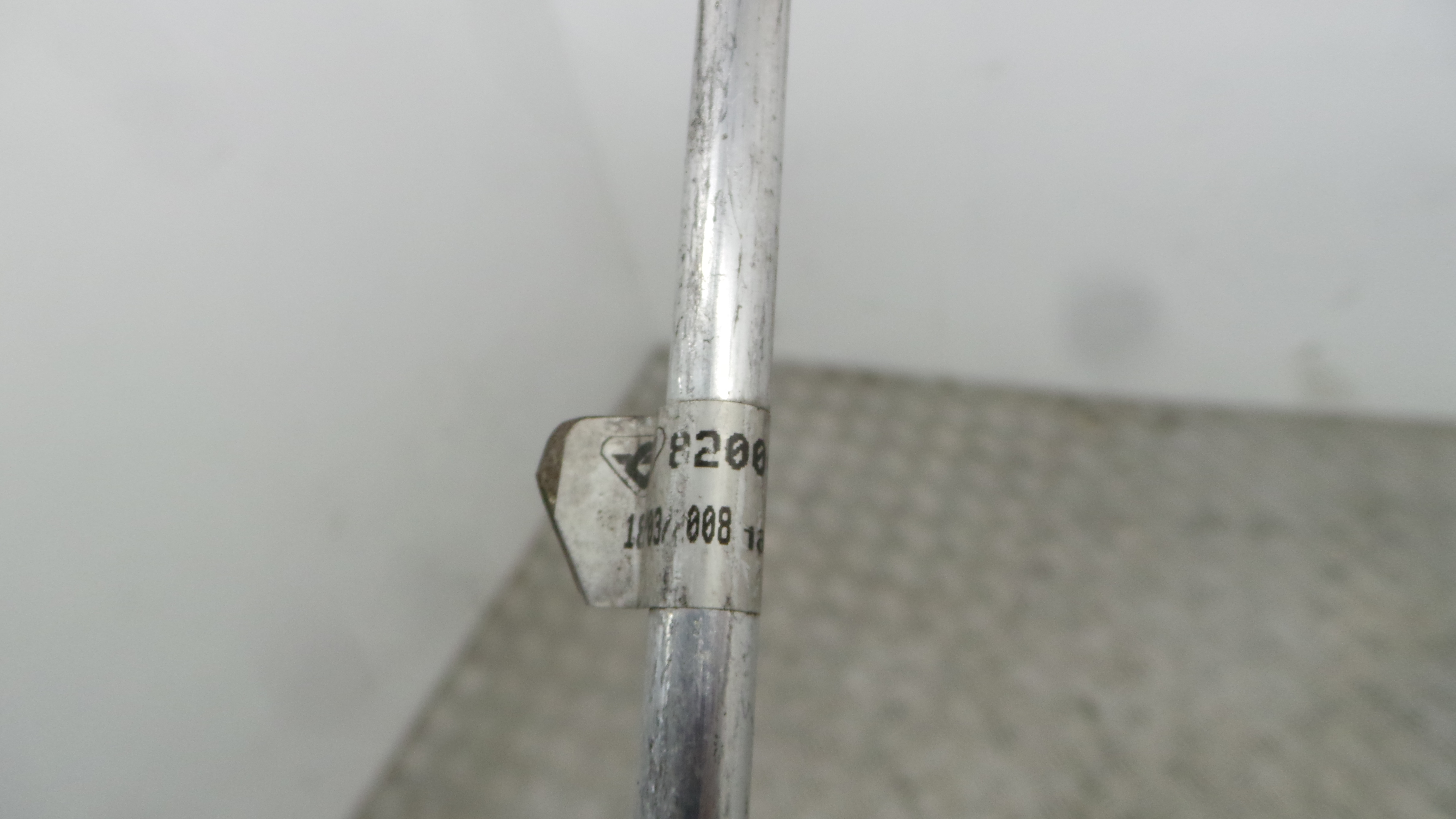 Tubo Ar Condicionado 8200422125 - RENAULT CLIO III (BR0/1, CR0/1)-38360266