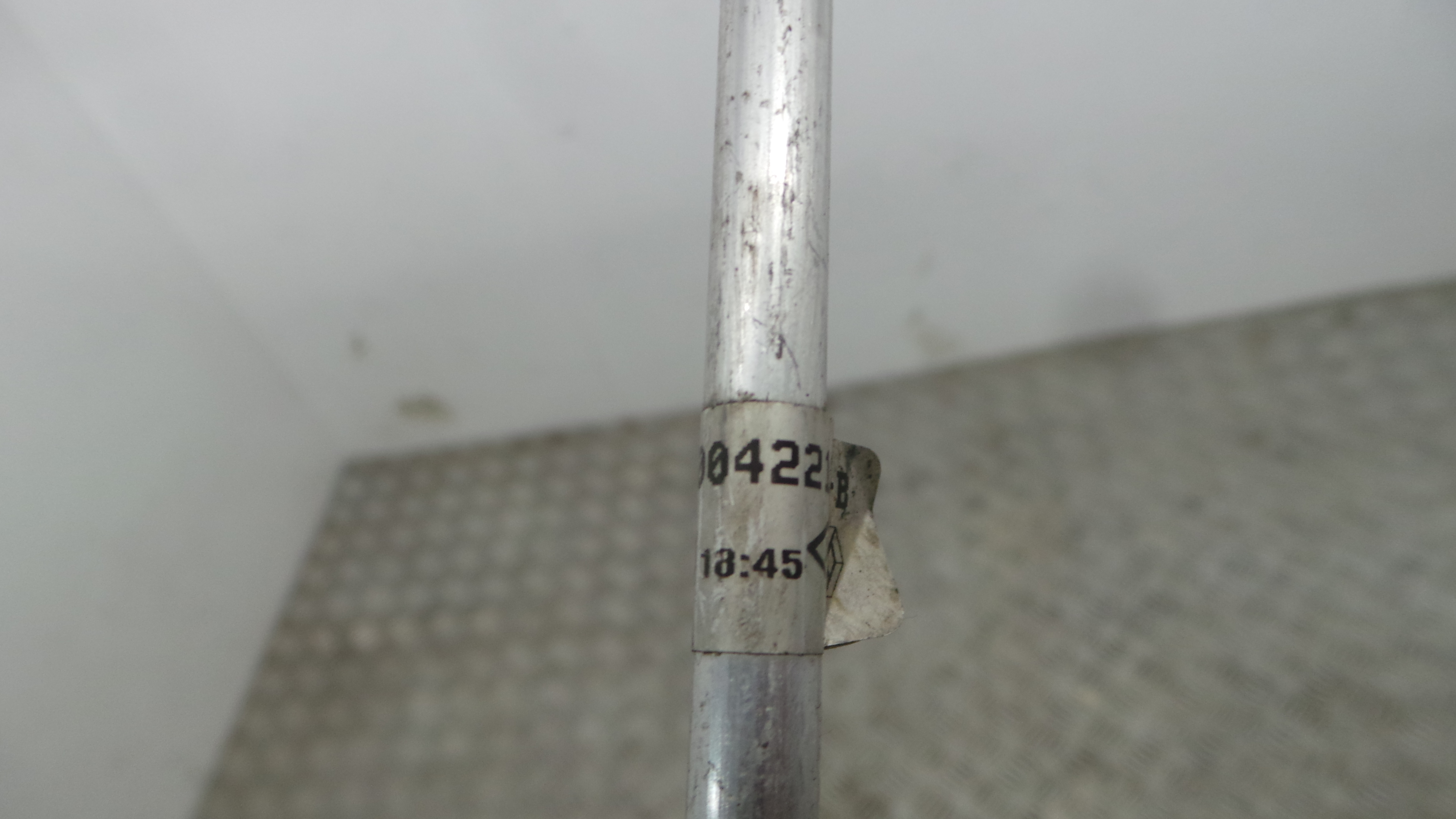 Tubo Ar Condicionado 8200422125 - RENAULT CLIO III (BR0/1, CR0/1)-38360266