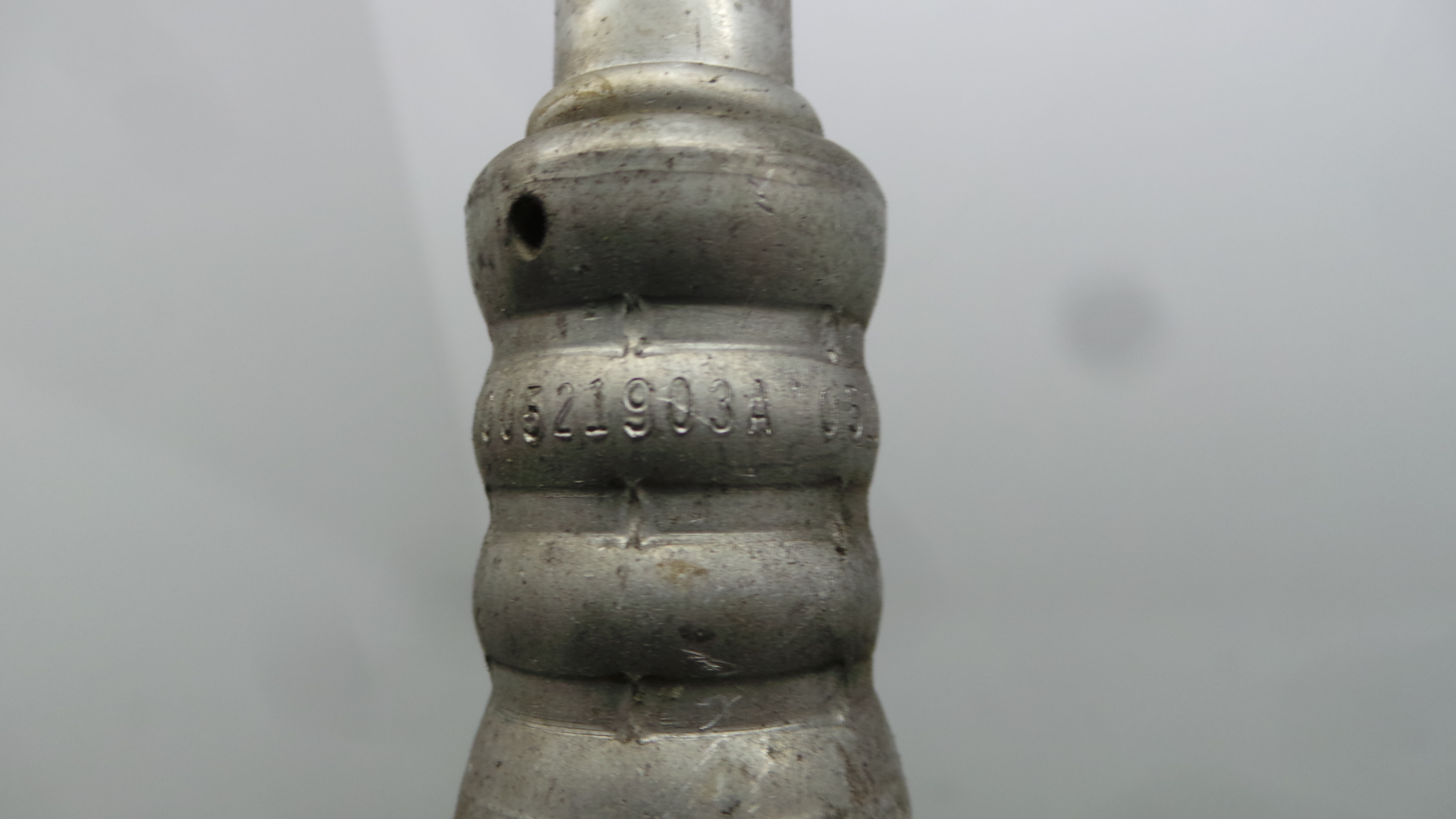 Tubo Ar Condicionado 8200521903A - RENAULT CLIO III (BR0/1, CR0/1)-38360321