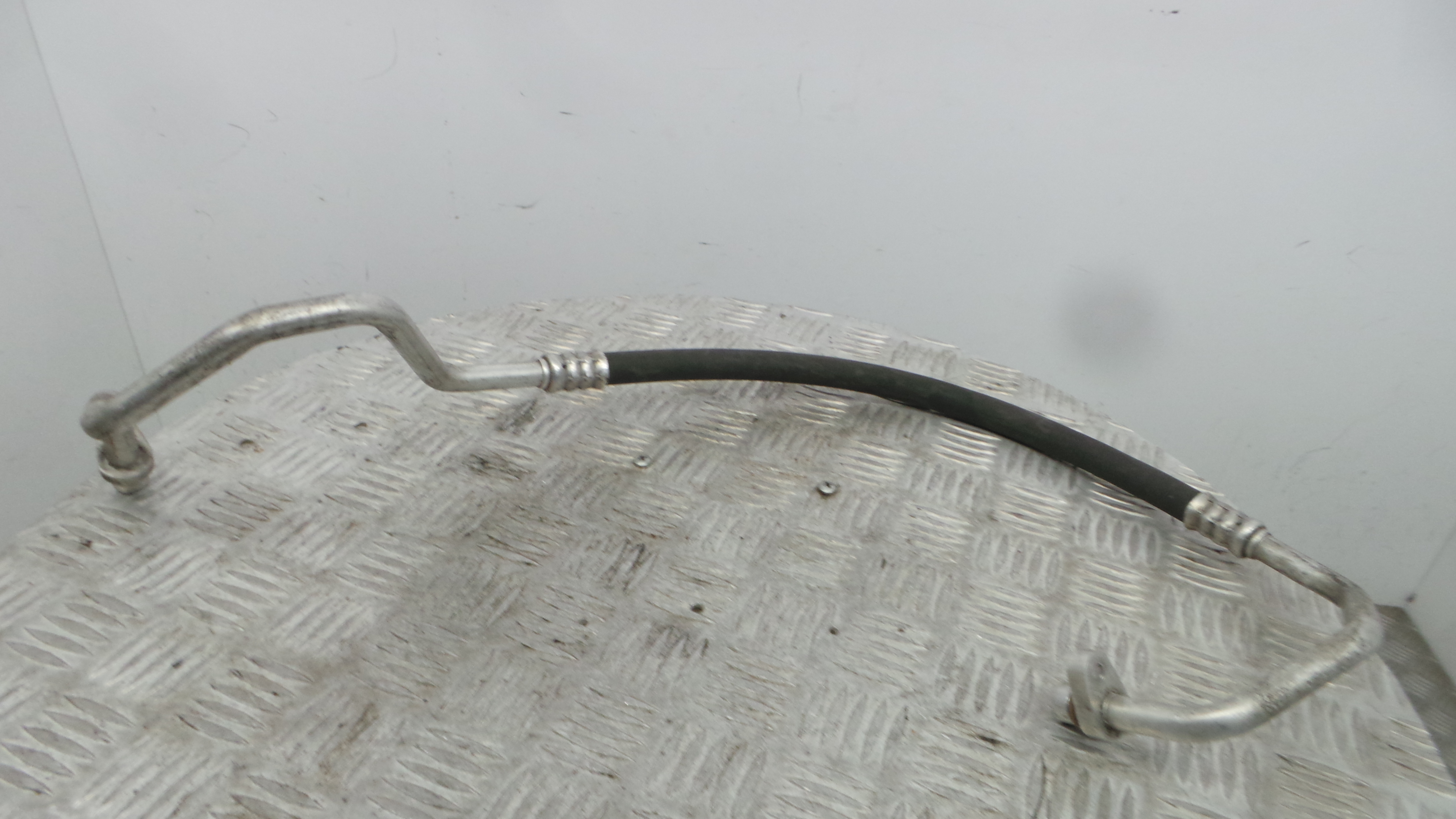 Tubo Ar Condicionado 8200320799 - RENAULT CLIO III (BR0/1, CR0/1)-38360984 Tubo Ar Condicionado 8200320799 - RENAULT CLIO III (BR0/1, CR0/1)-38360984