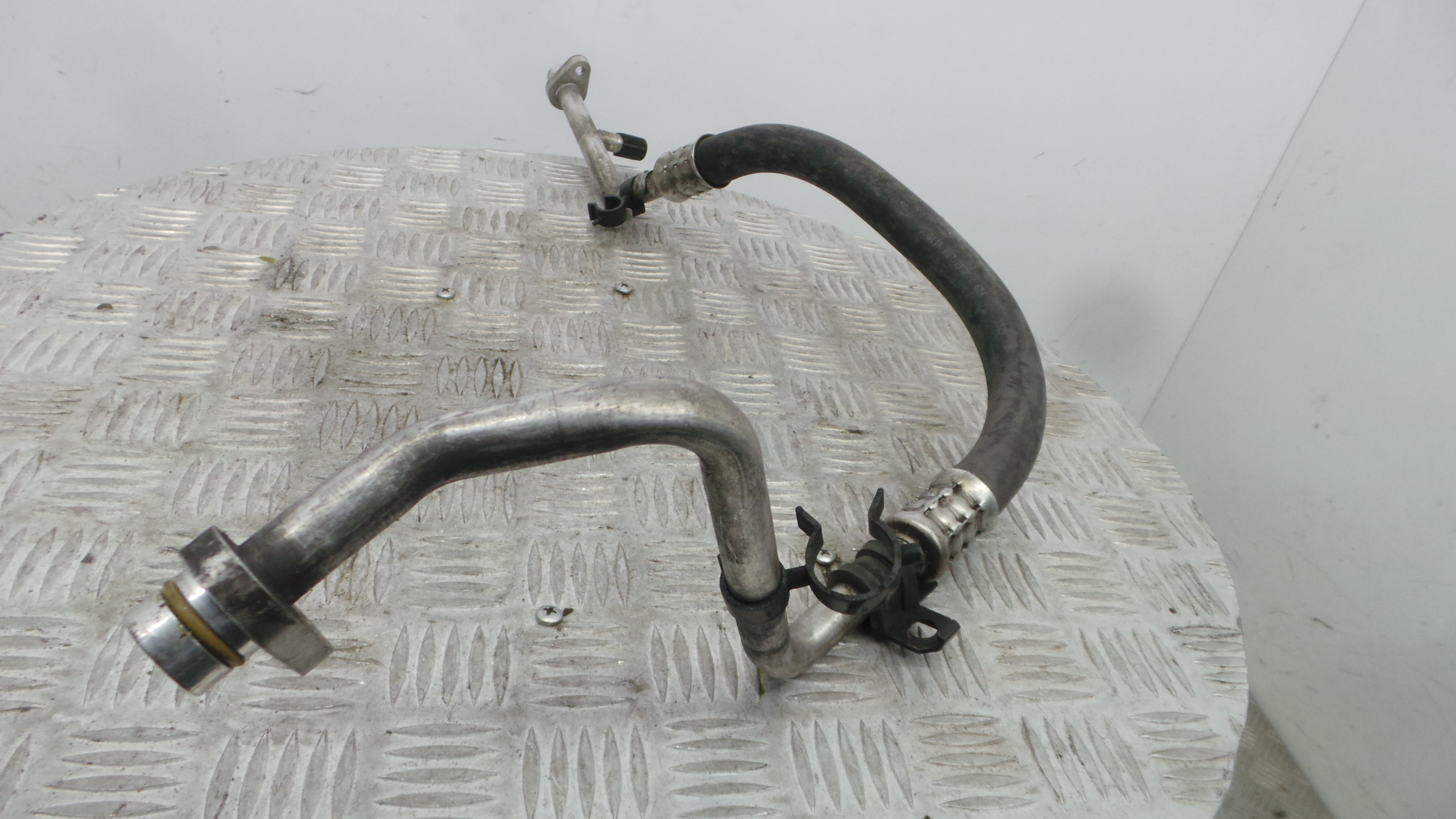 Tubo Ar Condicionado 924540021 - RENAULT MEGANE III Hatchback (BZ0/1_, B3_)-38361067