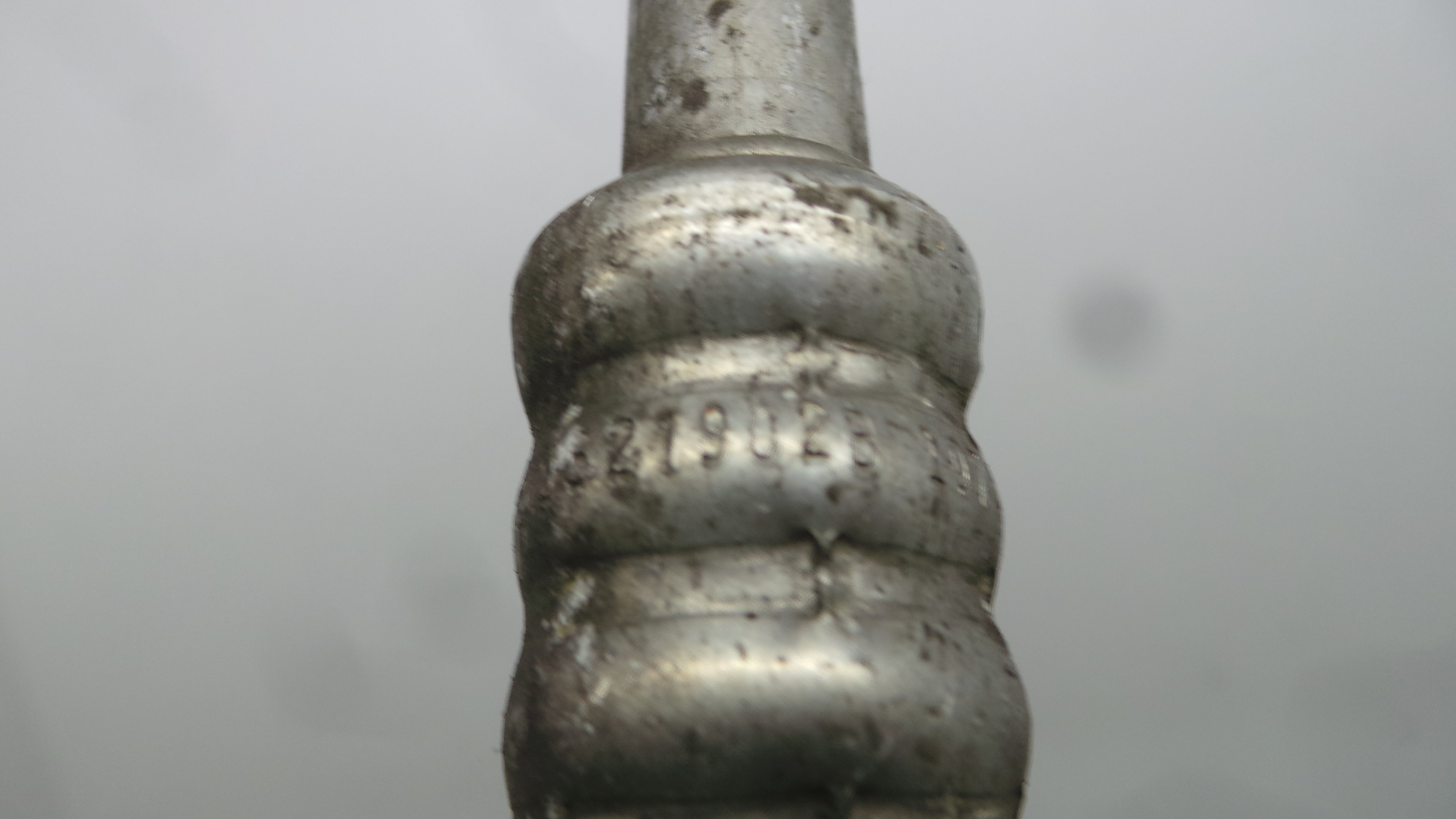 Tubo Ar Condicionado 8200521902 - RENAULT CLIO III (BR0/1, CR0/1)-38361084