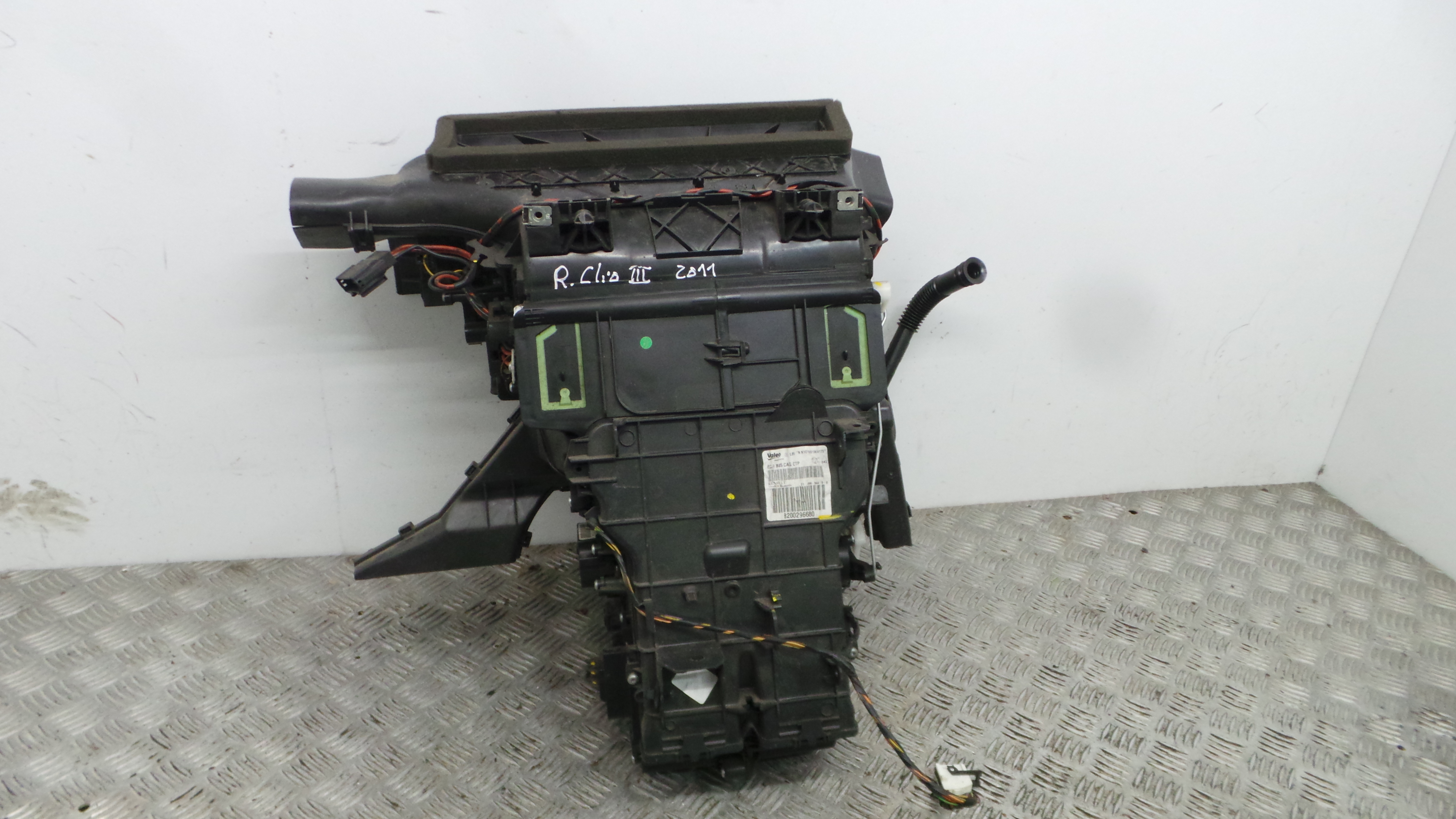 Caixa da Chauffage / Caixa da Sofagem 8200296680 - RENAULT CLIO III (BR0/1, CR0/1)-38361190