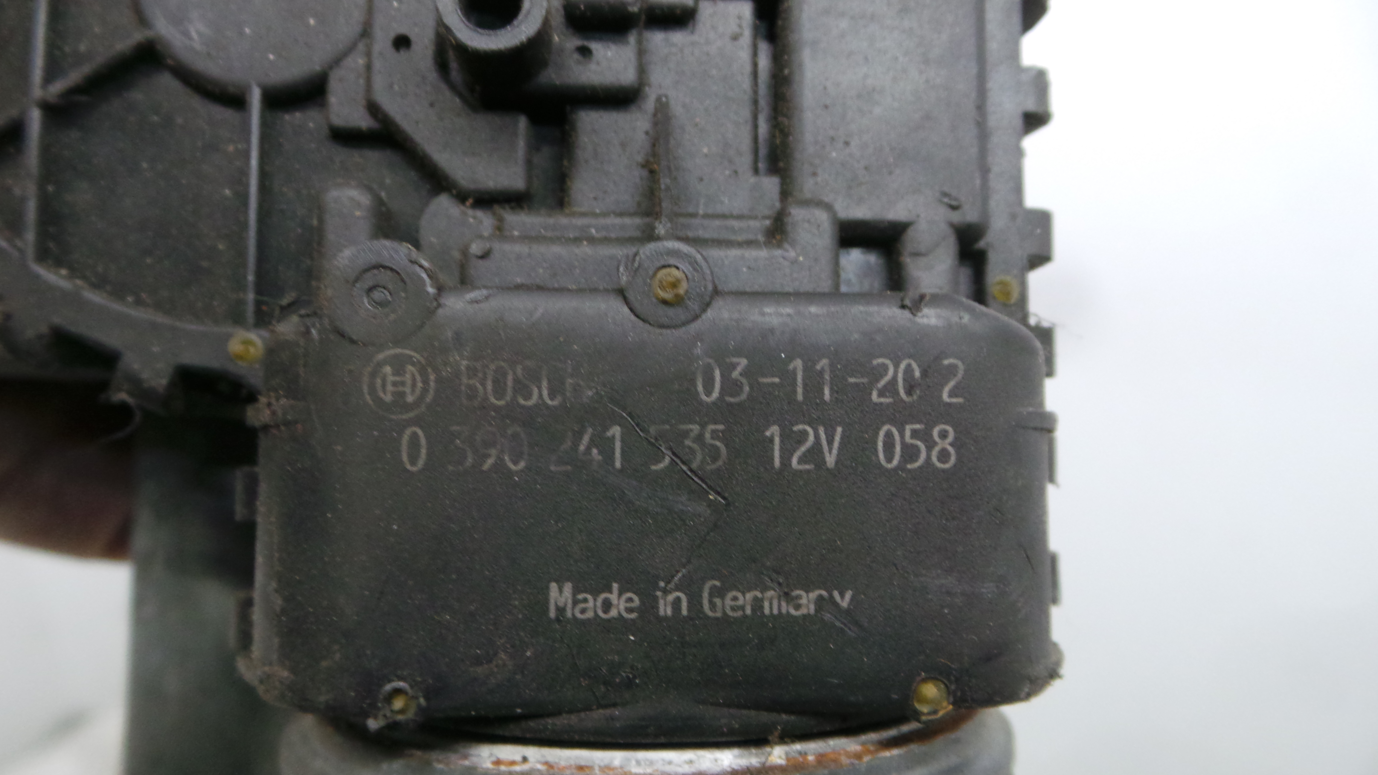 Motor Limpa Vidros Frente  0390241535 - RENAULT CLIO II (BB_, CB_), CLIO Mk II (BB_, CB_)-38361264