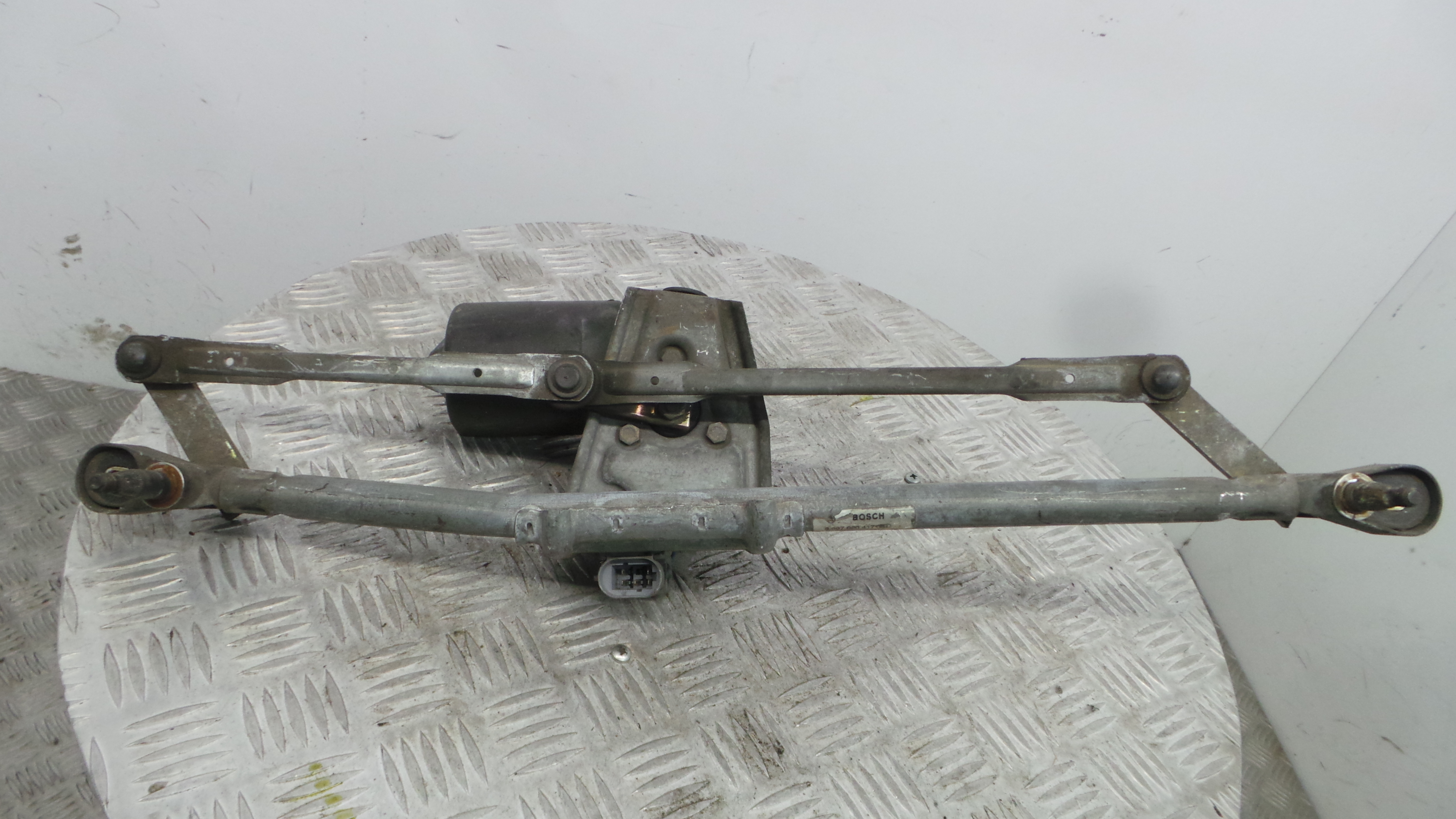 Motor Limpa Vidros Frente  7700847567 - RENAULT CLIO II (BB_, CB_), CLIO Mk II (BB_, CB_)-38361521