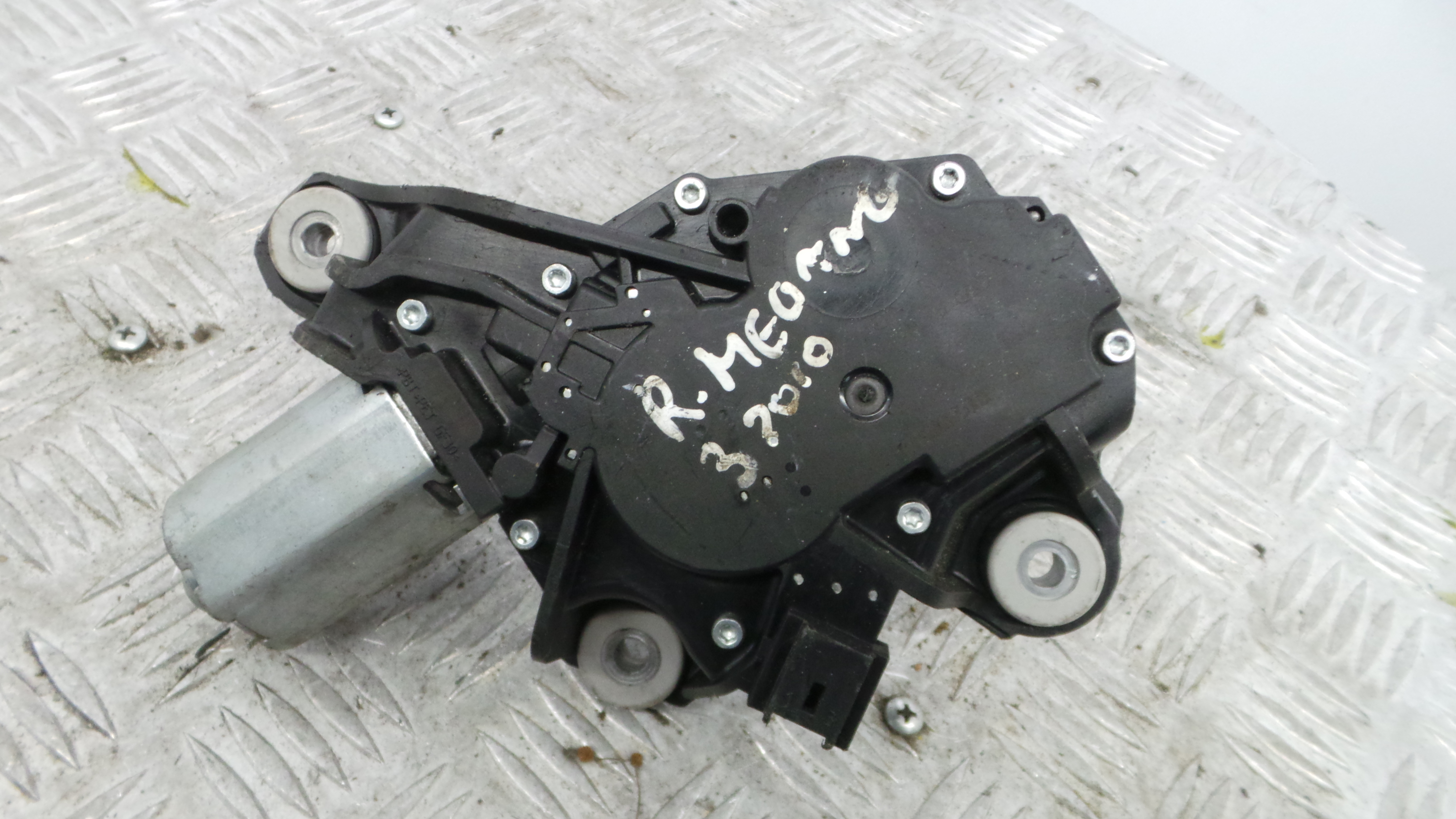 Motor Limpa Vidros Trás 0390201847 - RENAULT MEGANE III Hatchback (BZ0/1_, B3_)-38361932