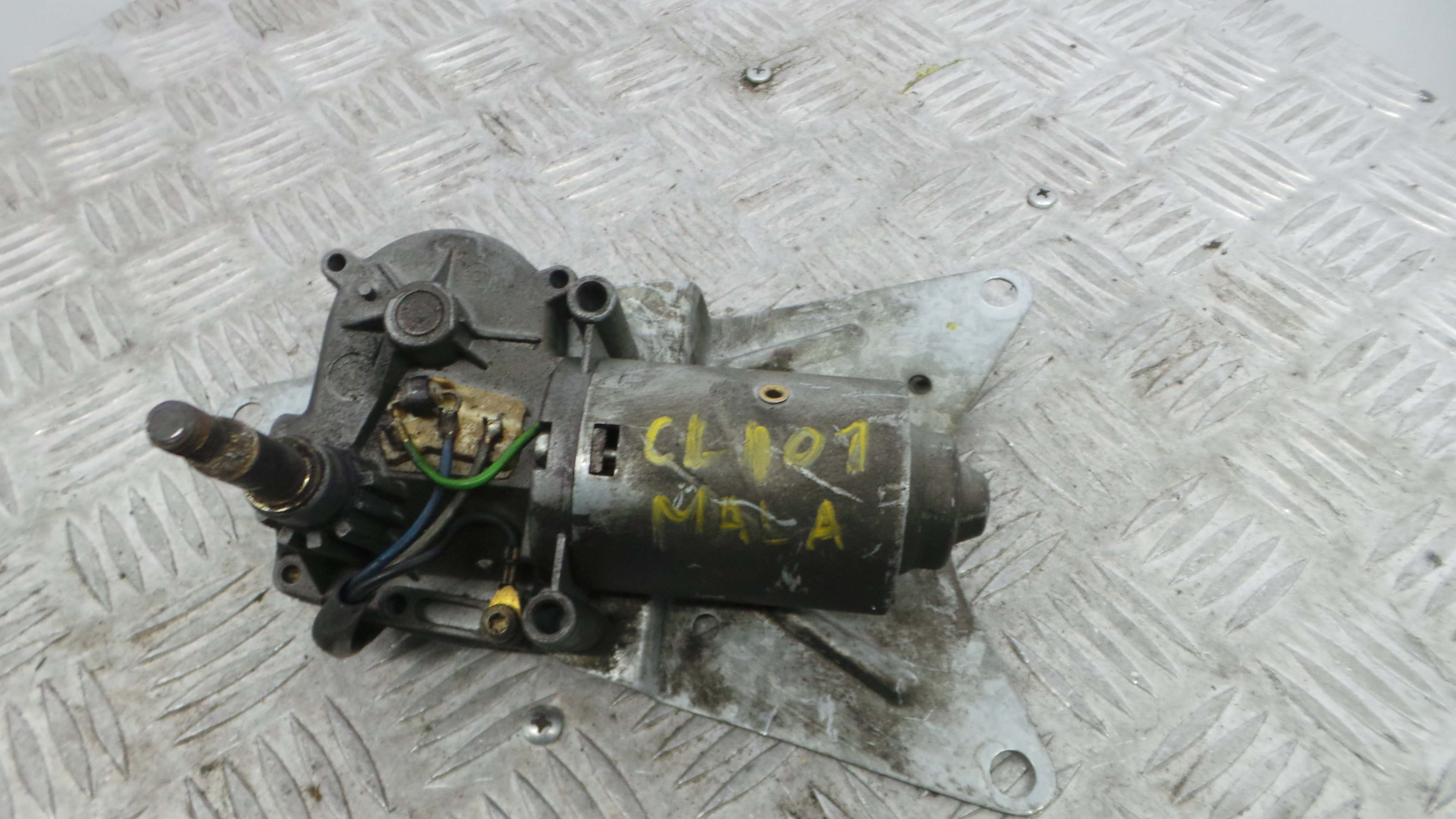 Motor Limpa Vidros Trás 0390216749 - RENAULT CLIO I (B/C57_, 5/357_)-38370236