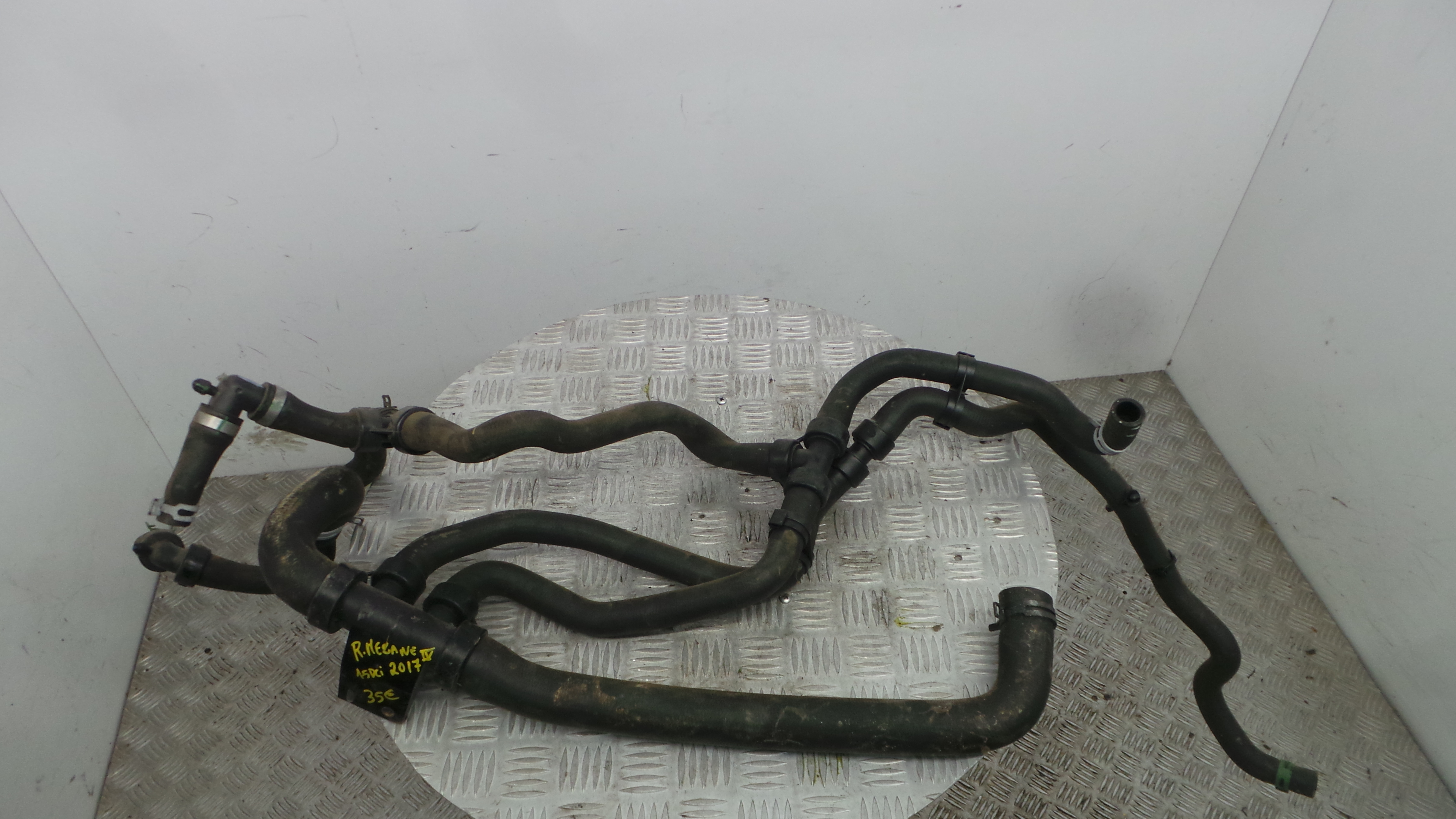 Tubo da Água  - RENAULT MEGANE IV Hatchback (B9A/M/N_)-38370266