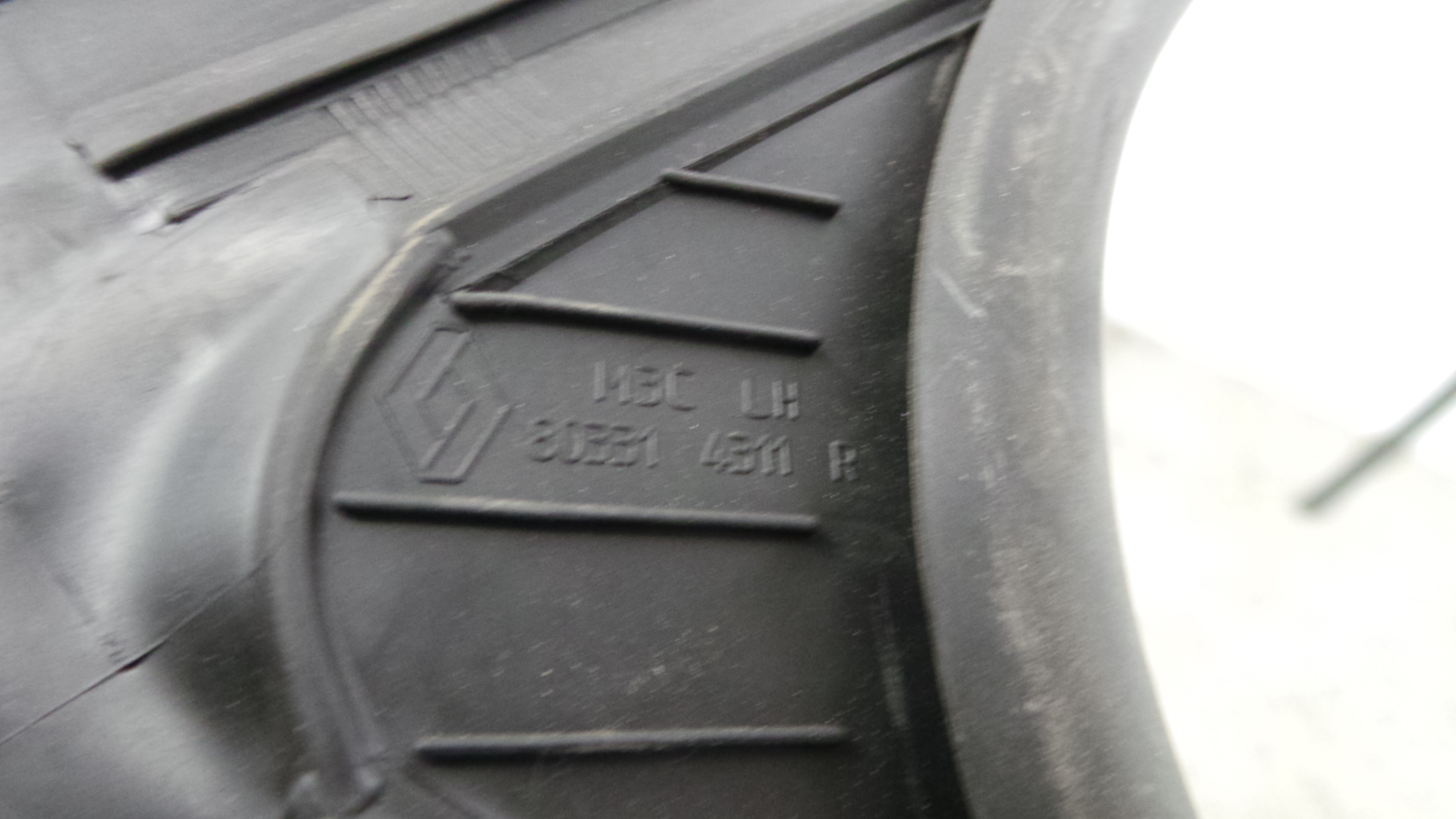 Borracha Porta Frente Esquerda 803314311R - RENAULT CLIO V (B7_)-38370277