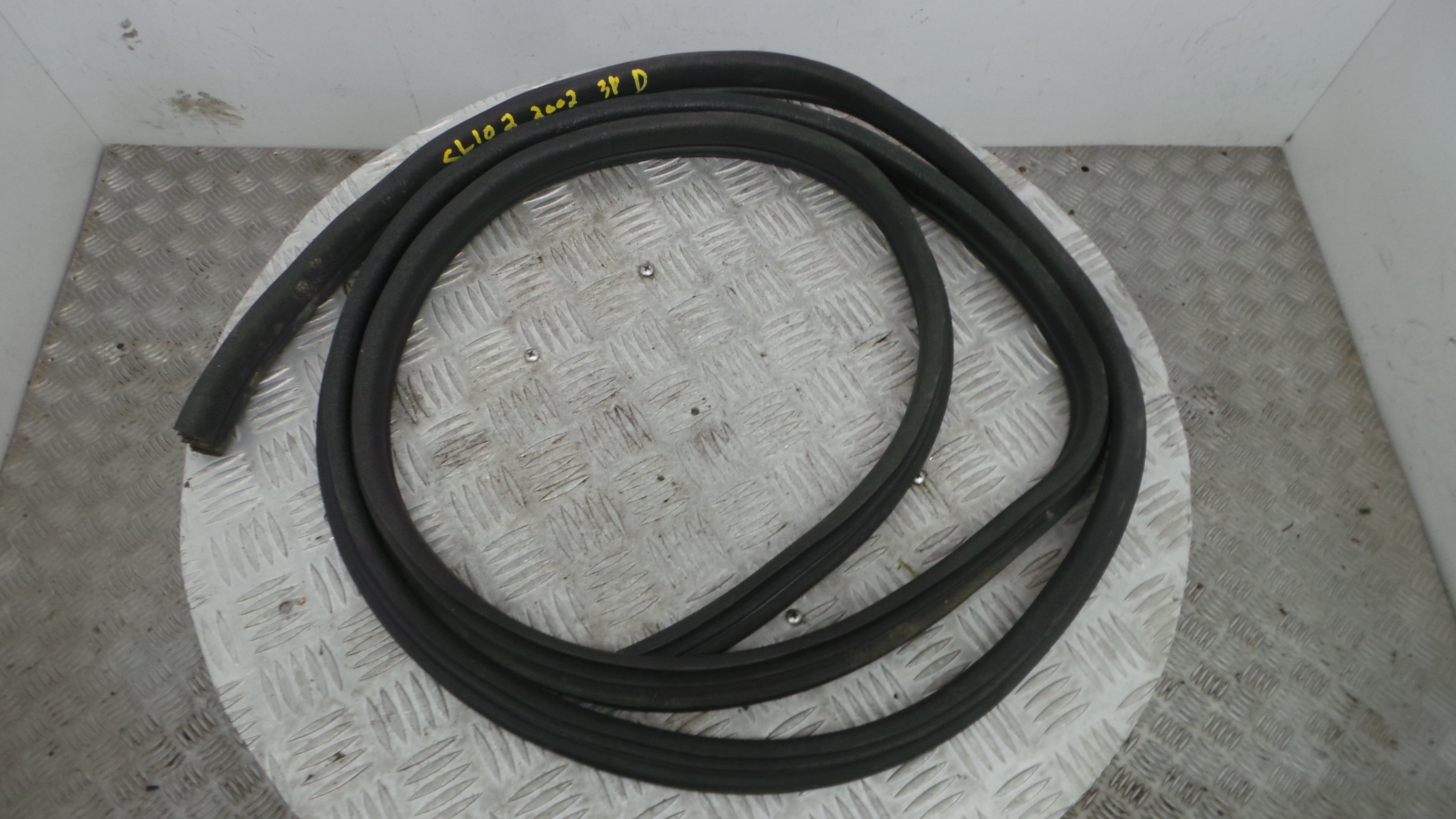 Borracha Porta Direita  - RENAULT CLIO II (BB_, CB_), CLIO Mk II (BB_, CB_)-38370280