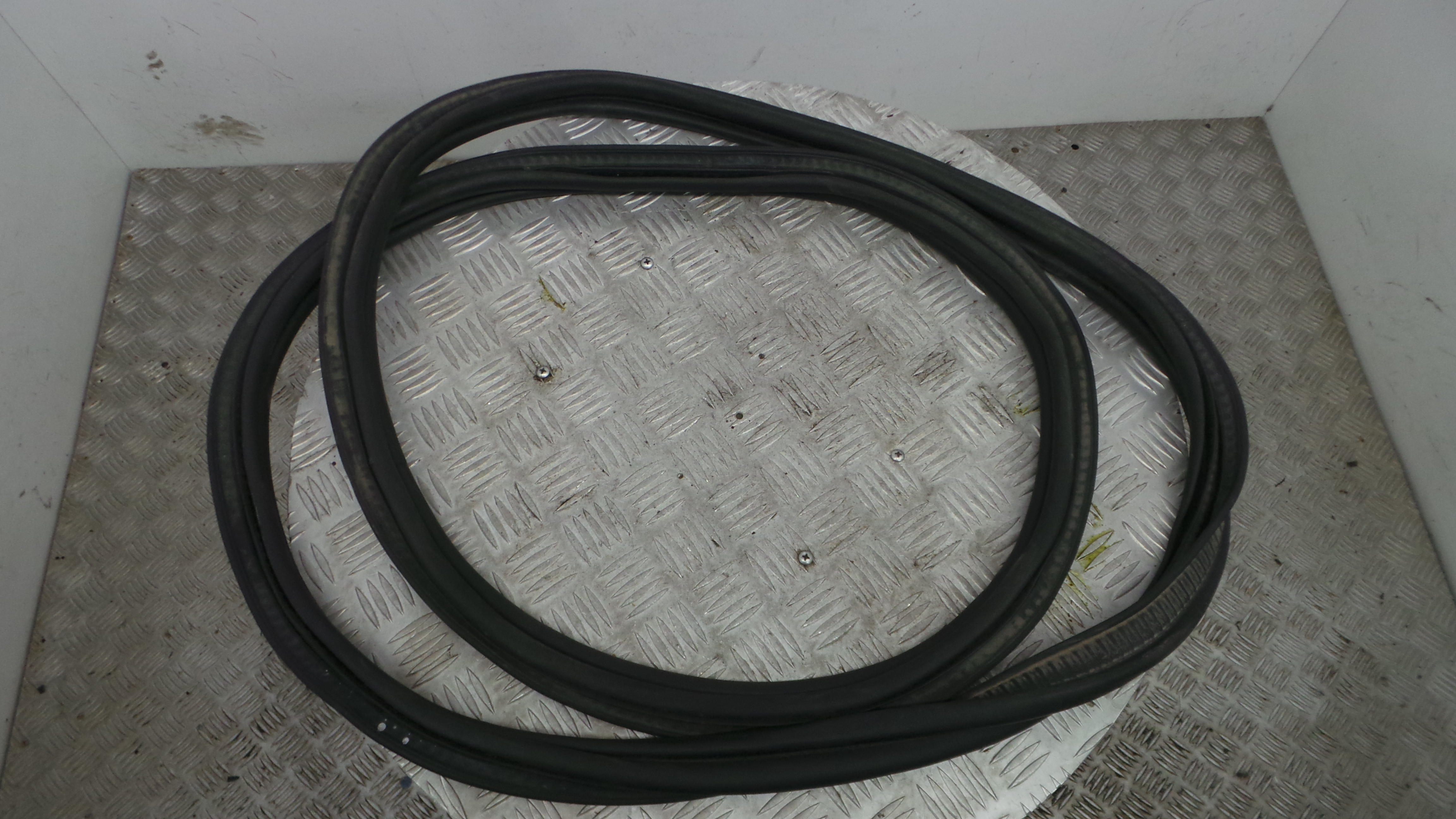 Borracha Mala - RENAULT CLIO IV (BH_)-38370349