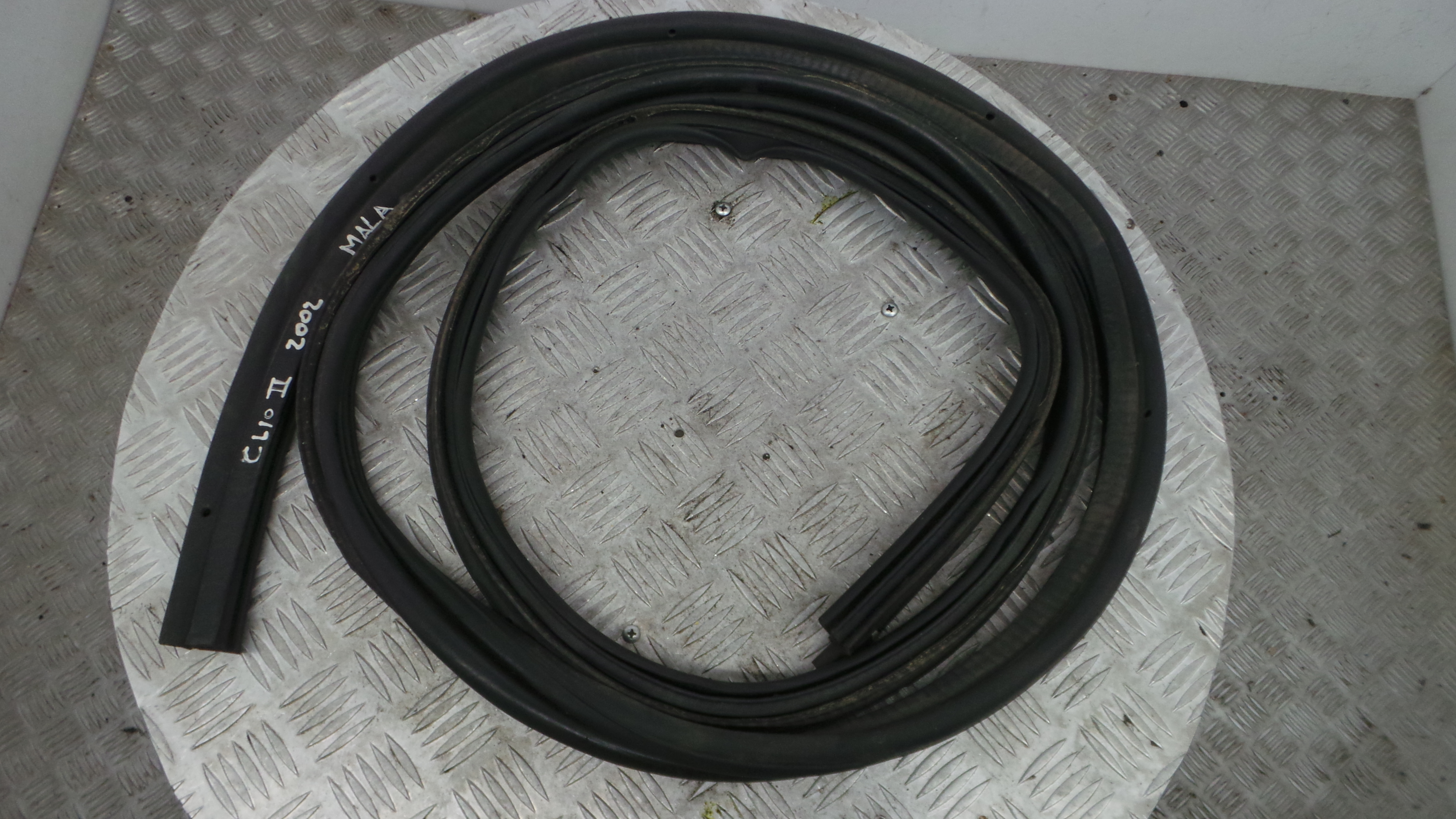 Borracha Mala - RENAULT CLIO II (BB_, CB_), CLIO Mk II (BB_, CB_)-38370371 Borracha Mala - RENAULT CLIO II (BB_, CB_), CLIO Mk II (BB_, CB_)-38370371