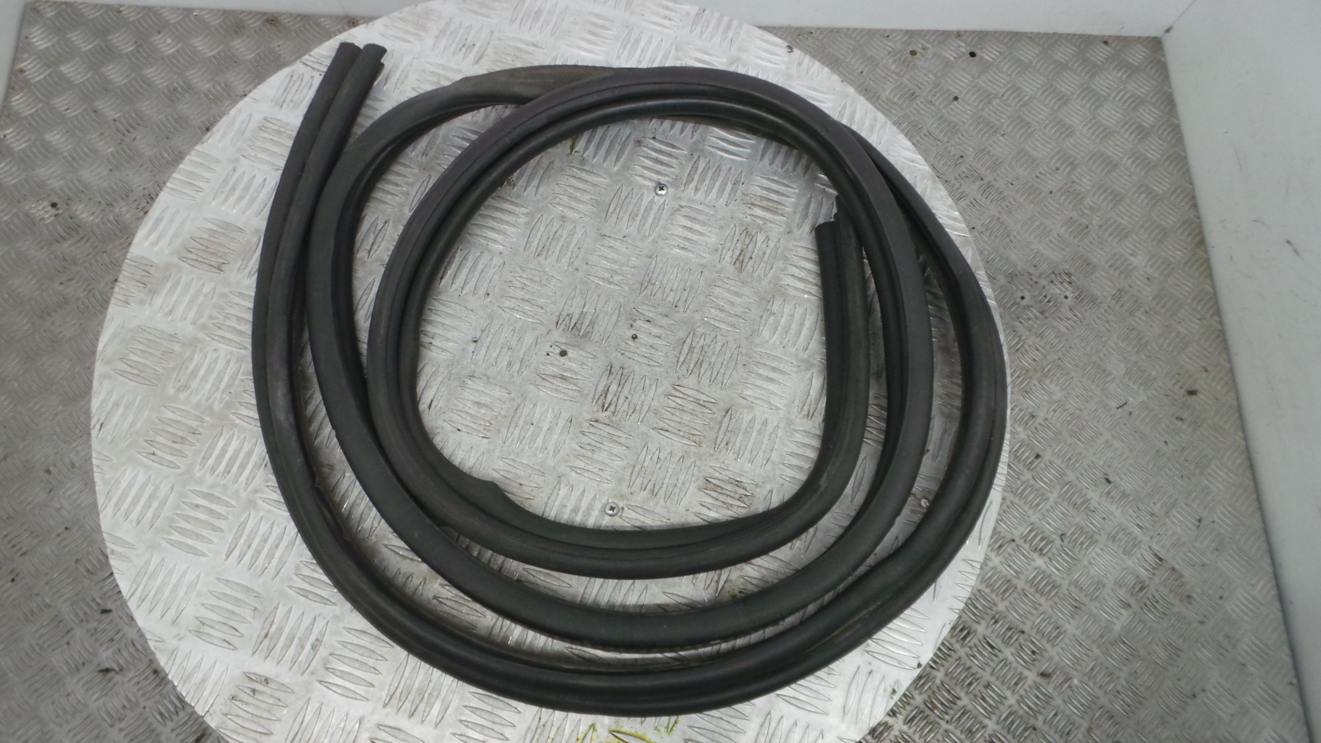 Borracha Mala - RENAULT CLIO II (BB_, CB_), CLIO Mk II (BB_, CB_)-38370371